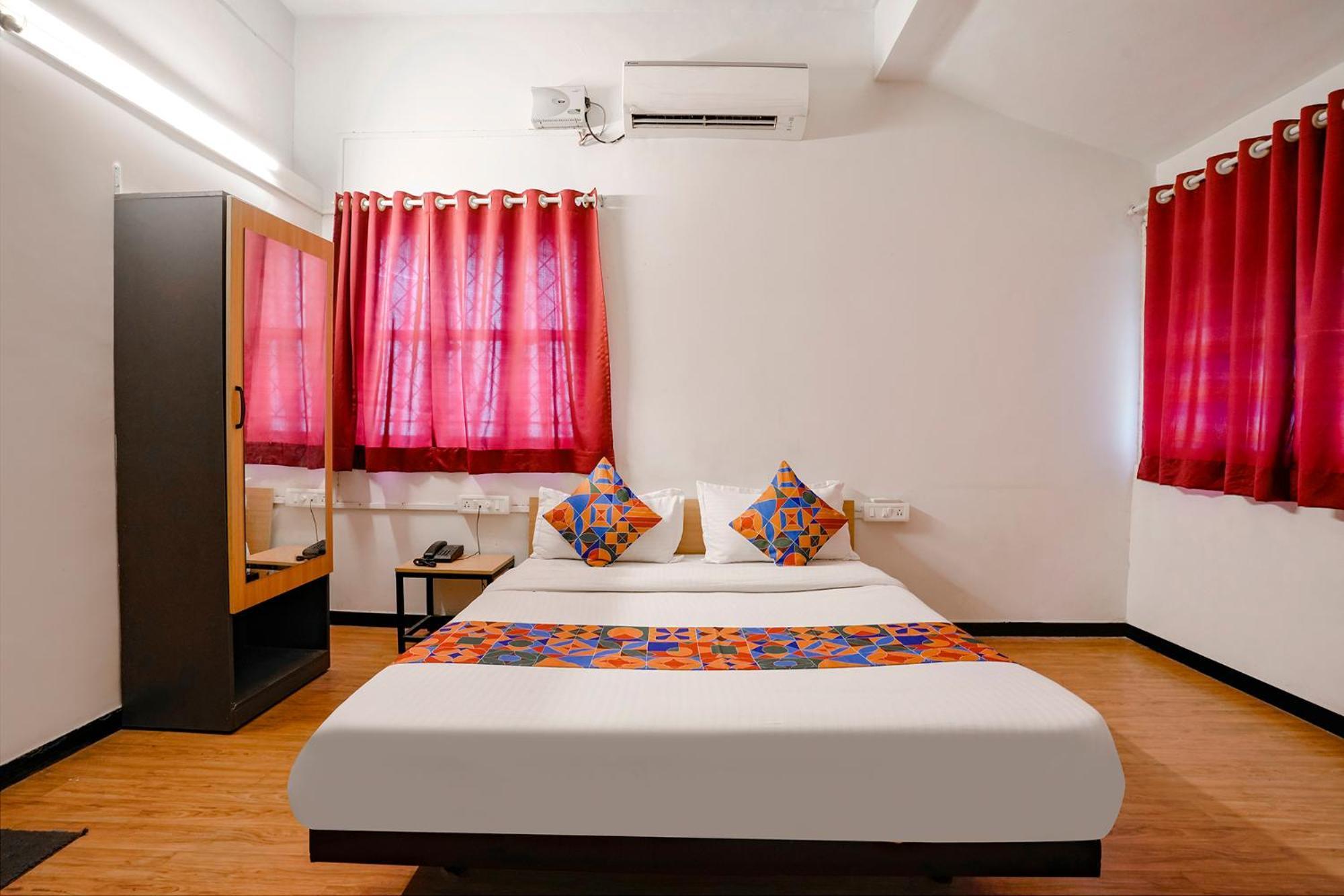 Fabhotel Saubhagya 3*