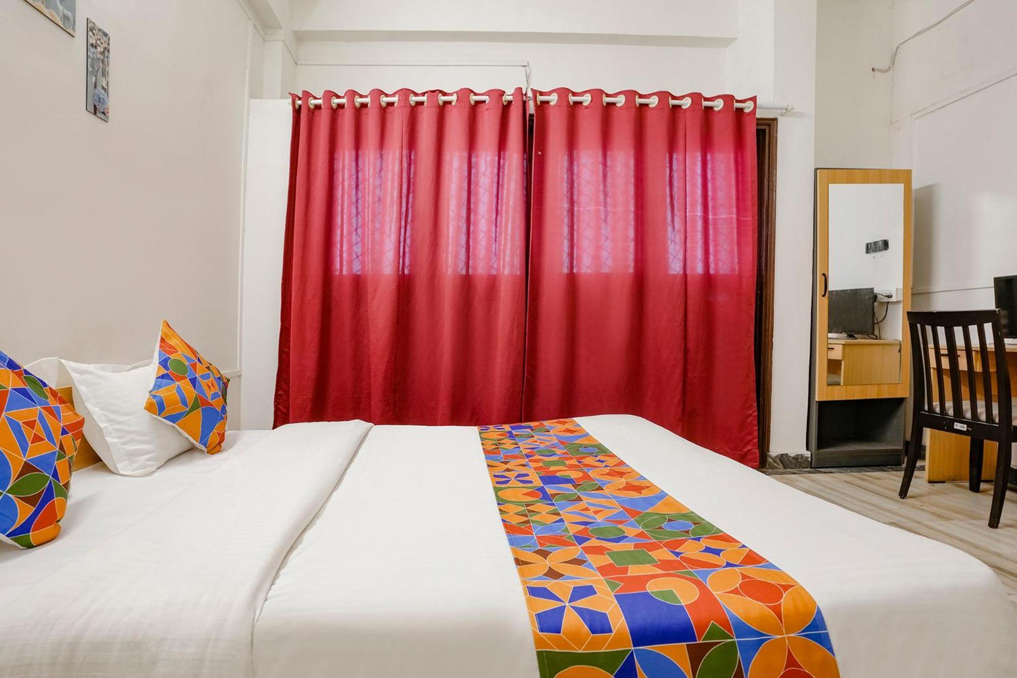 Fabhotel Saubhagya 3*