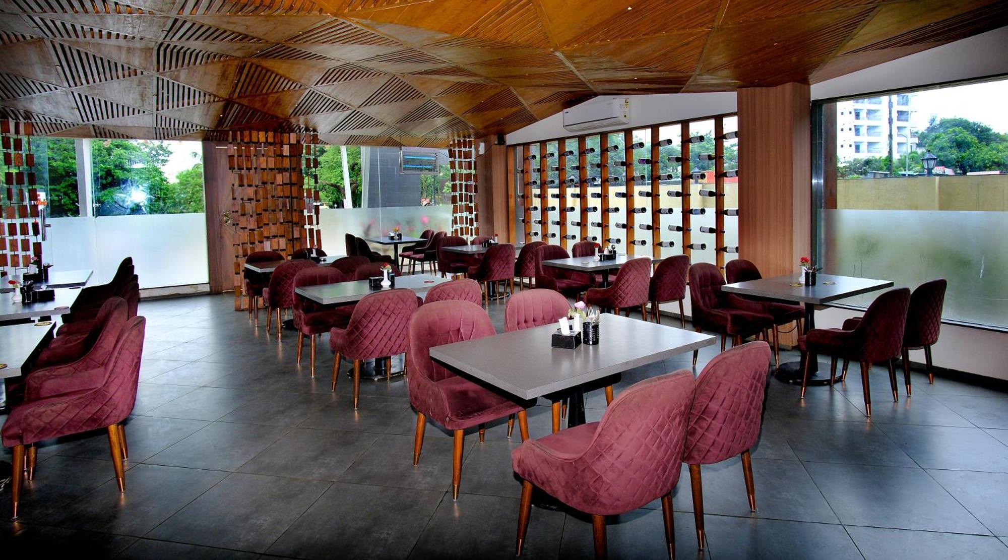 Hotel Maharaja Nashik