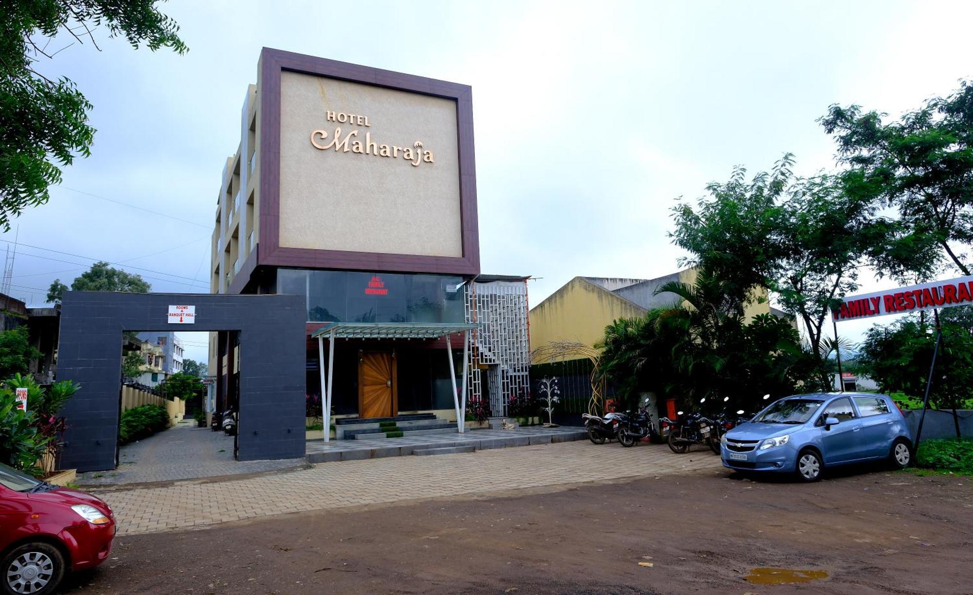 Hotel Maharaja 3*
