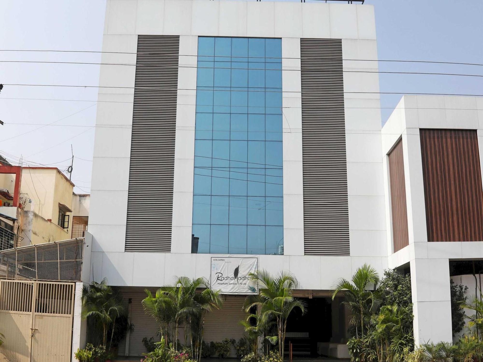 O 10671 Sai Prem Hotel Nashik