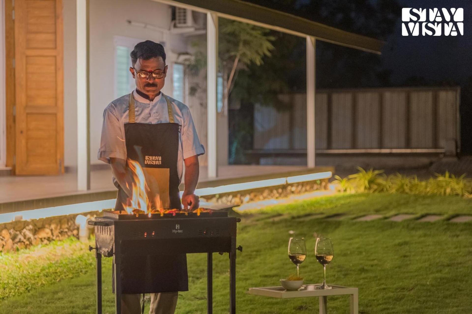 Stayvista's Silver Grove - Serene Haven With Expansive Lawn & Terrace