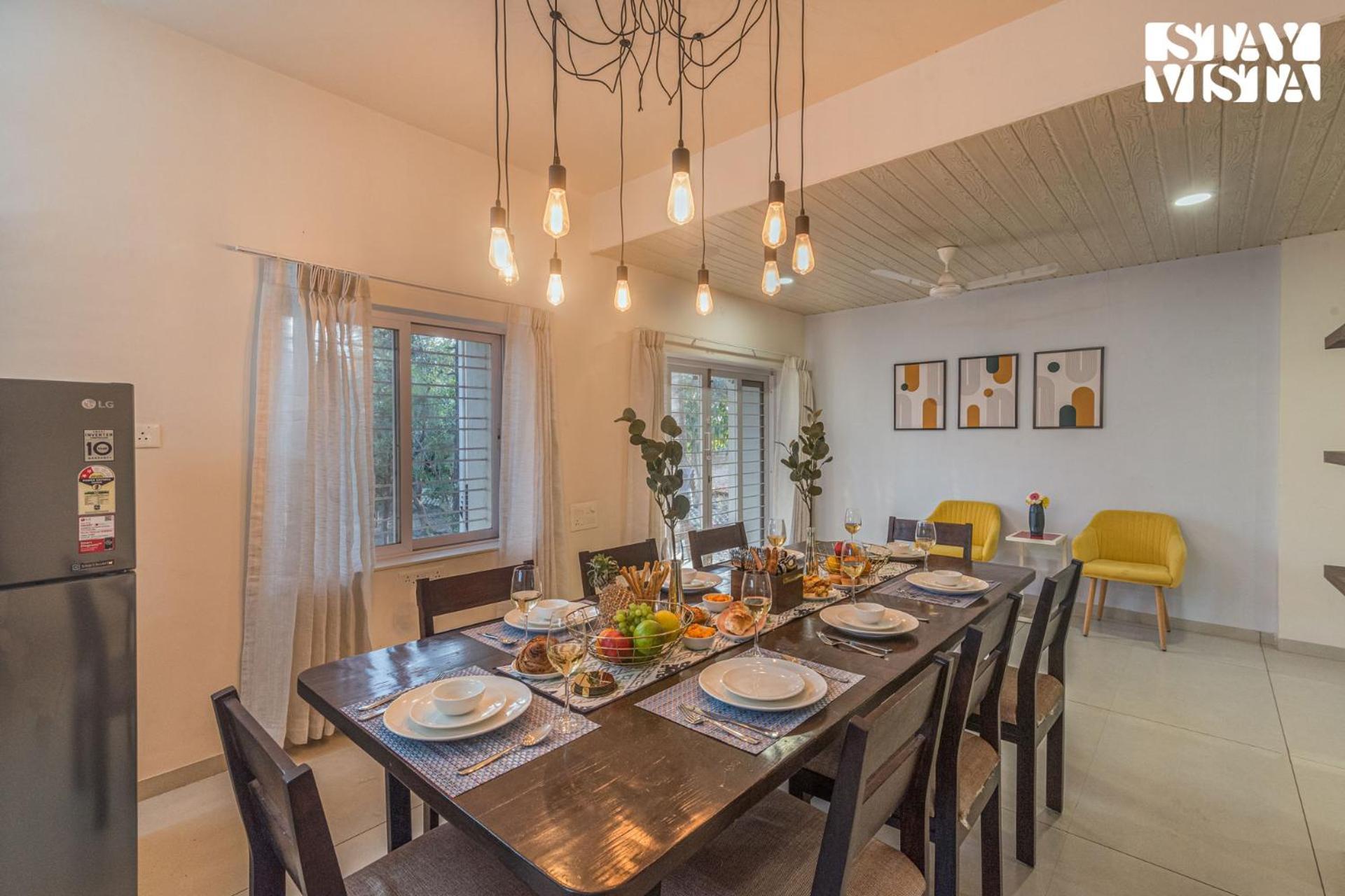 Stayvista's Silver Grove - Serene Haven With Expansive Lawn & Terrace *