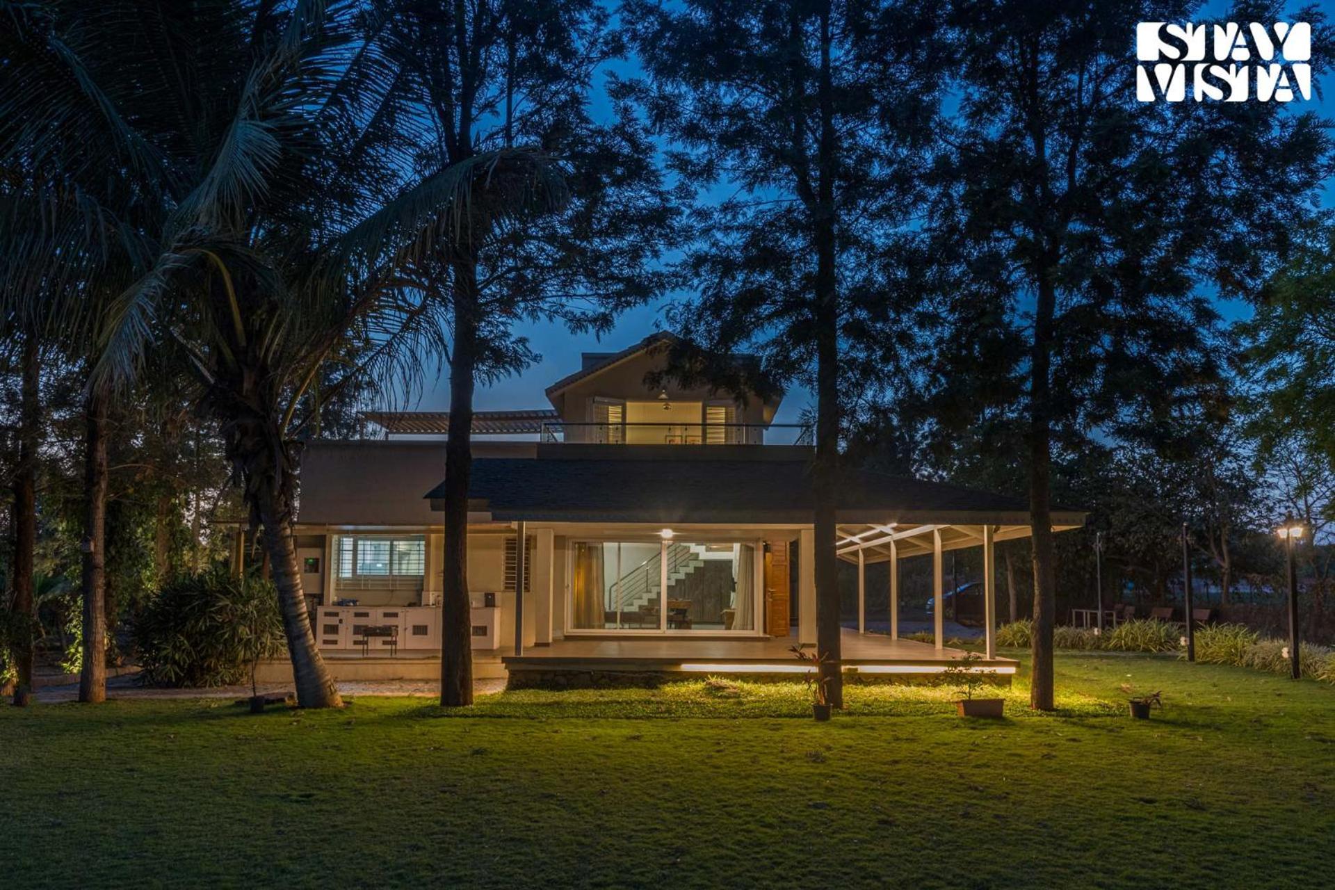 Stayvista's Silver Grove - Serene Haven With Expansive Lawn & Terrace