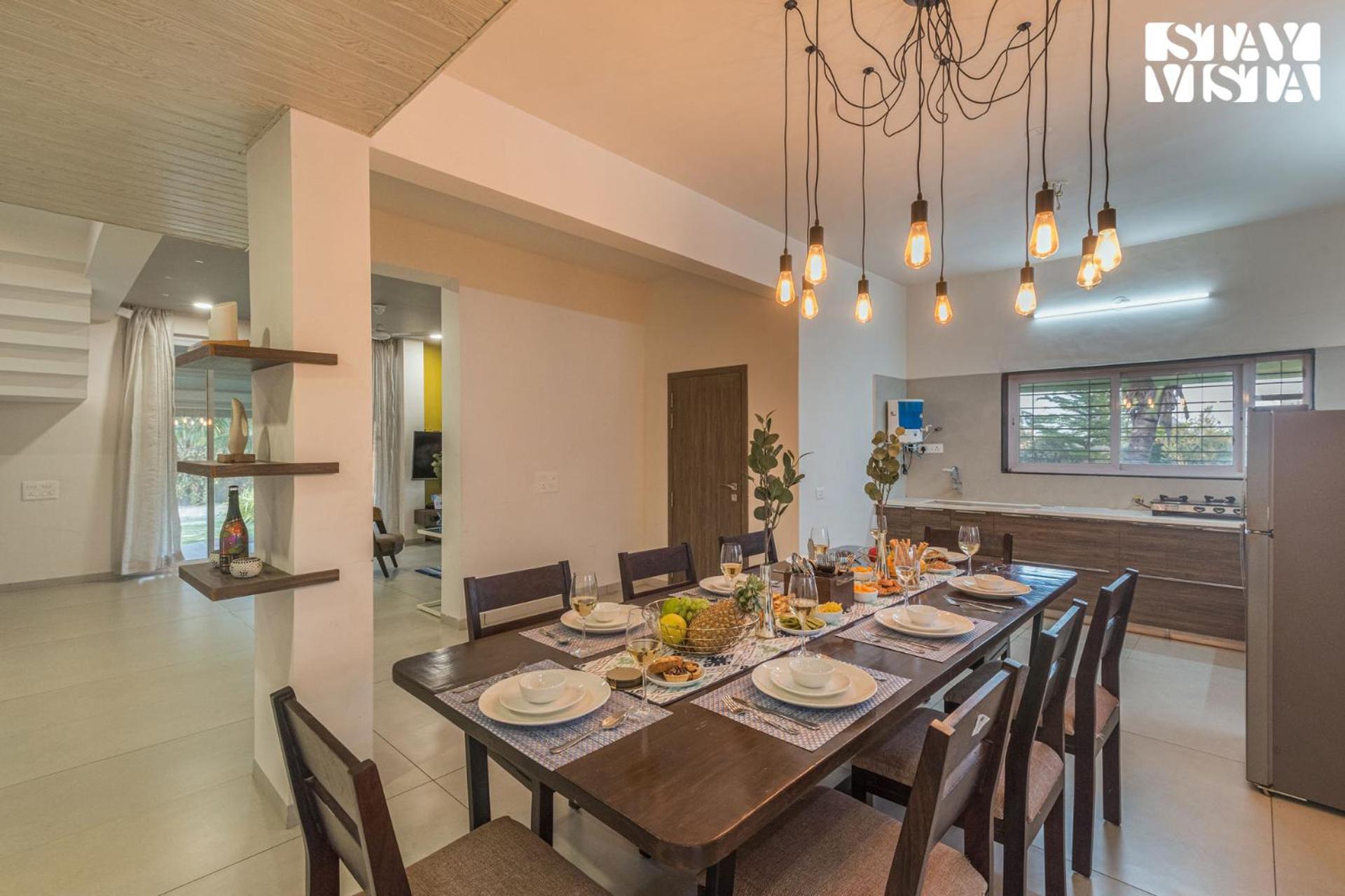 Stayvista's Silver Grove - Serene Haven With Expansive Lawn & Terrace * Nashik
