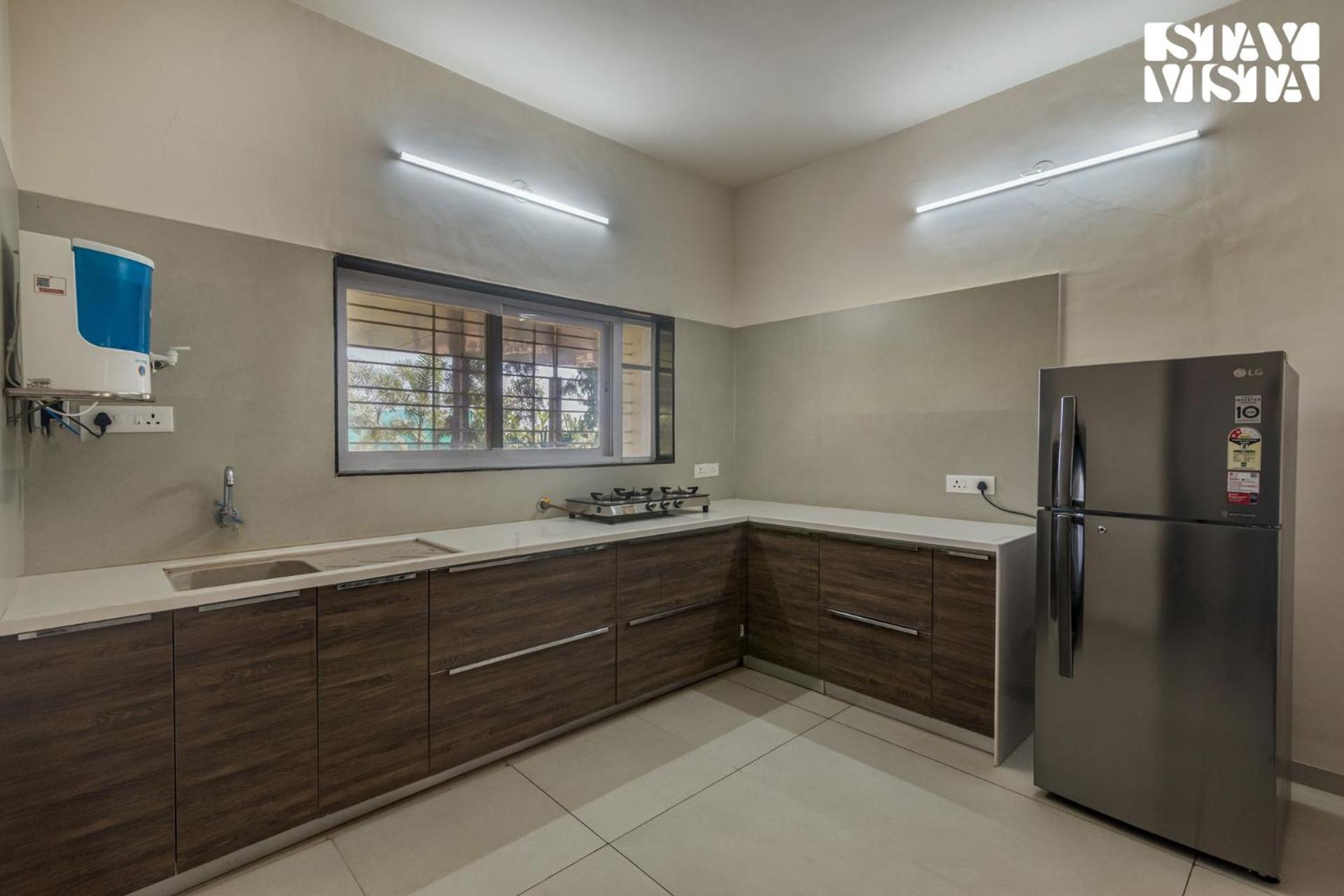 Villa Stayvista's Silver Grove - Serene Haven With Expansive Lawn & Terrace