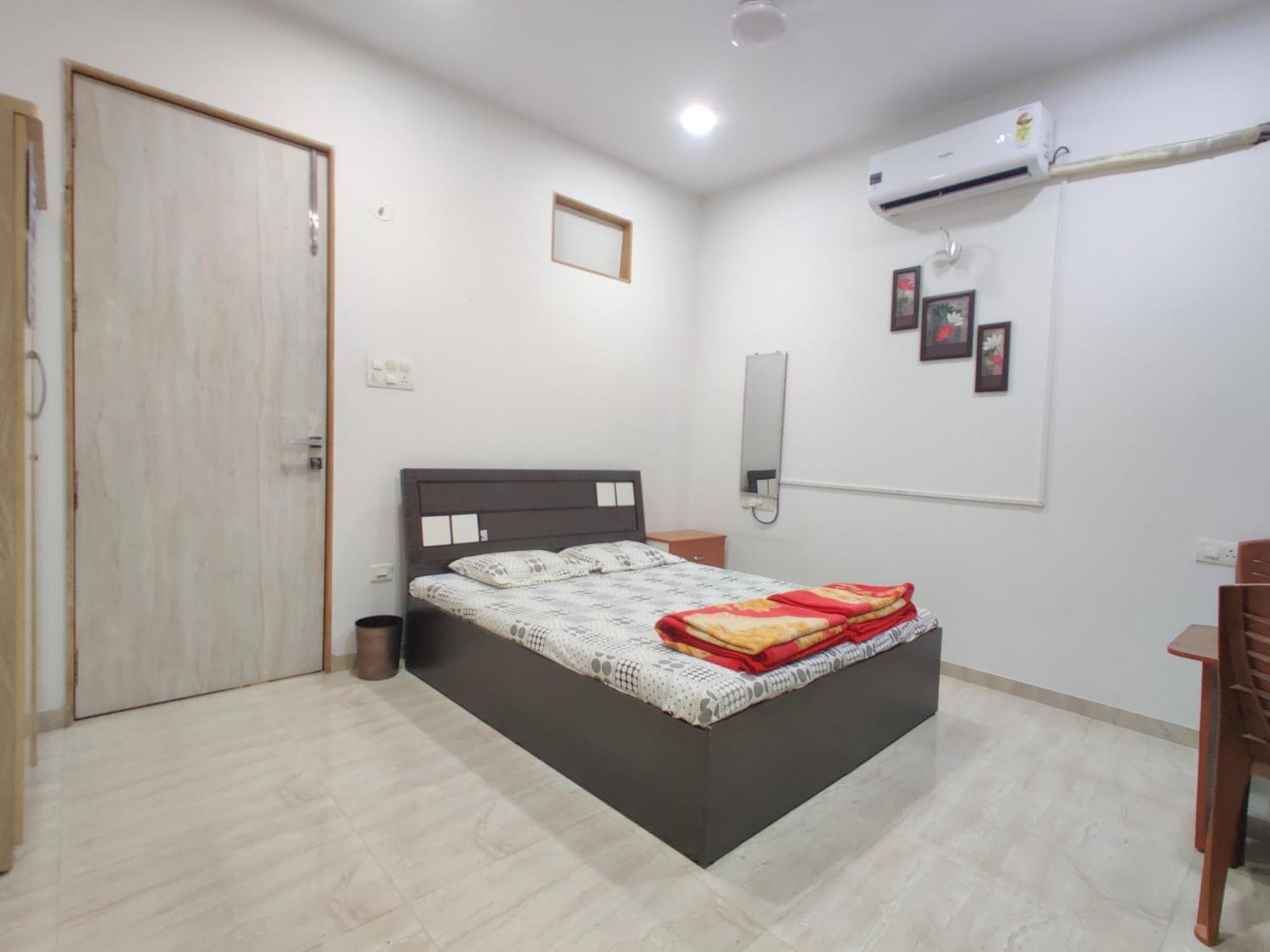 Holiday 4 Bhk - 12 Guests Homestay Villa