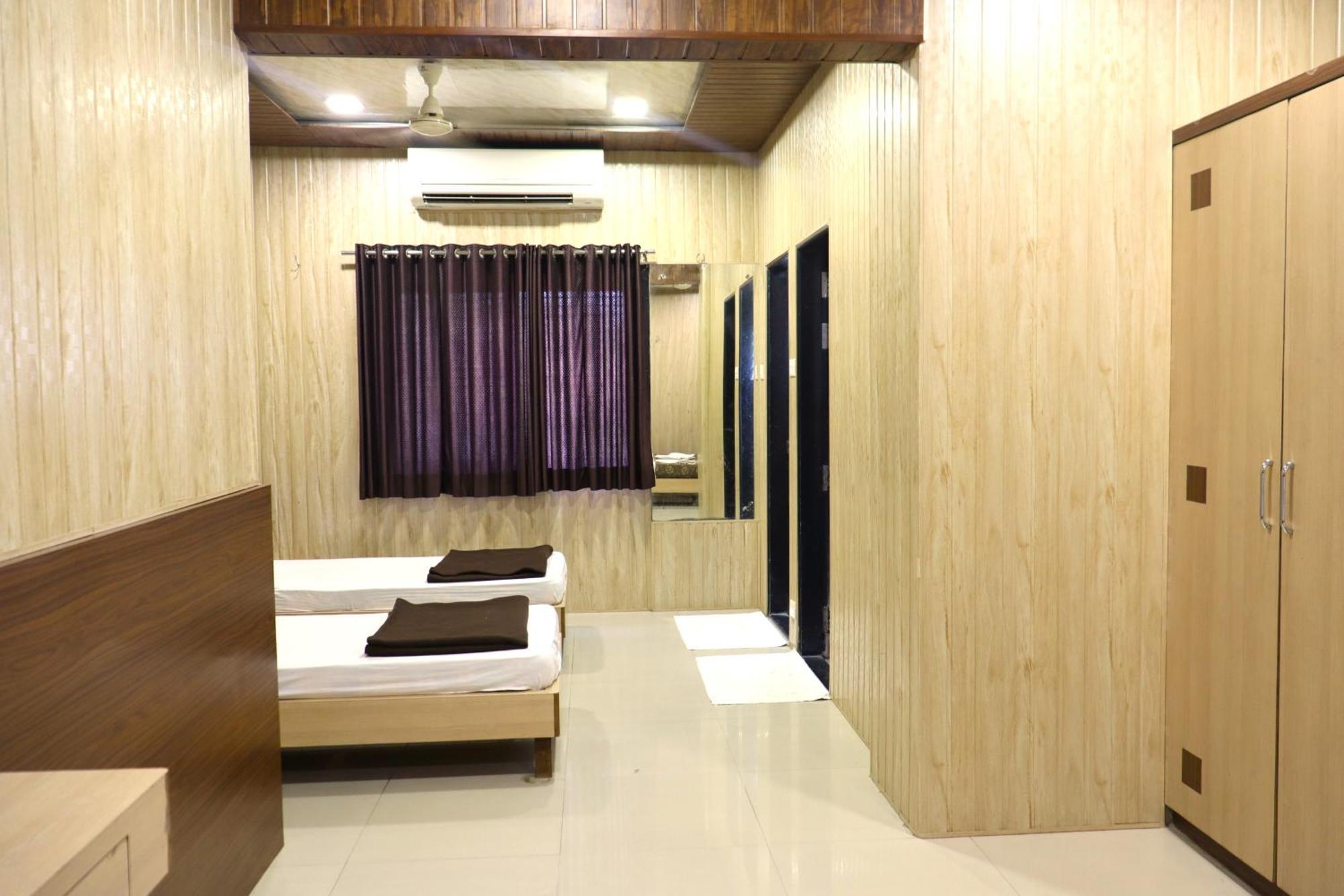 Hotel Midtown Nashik