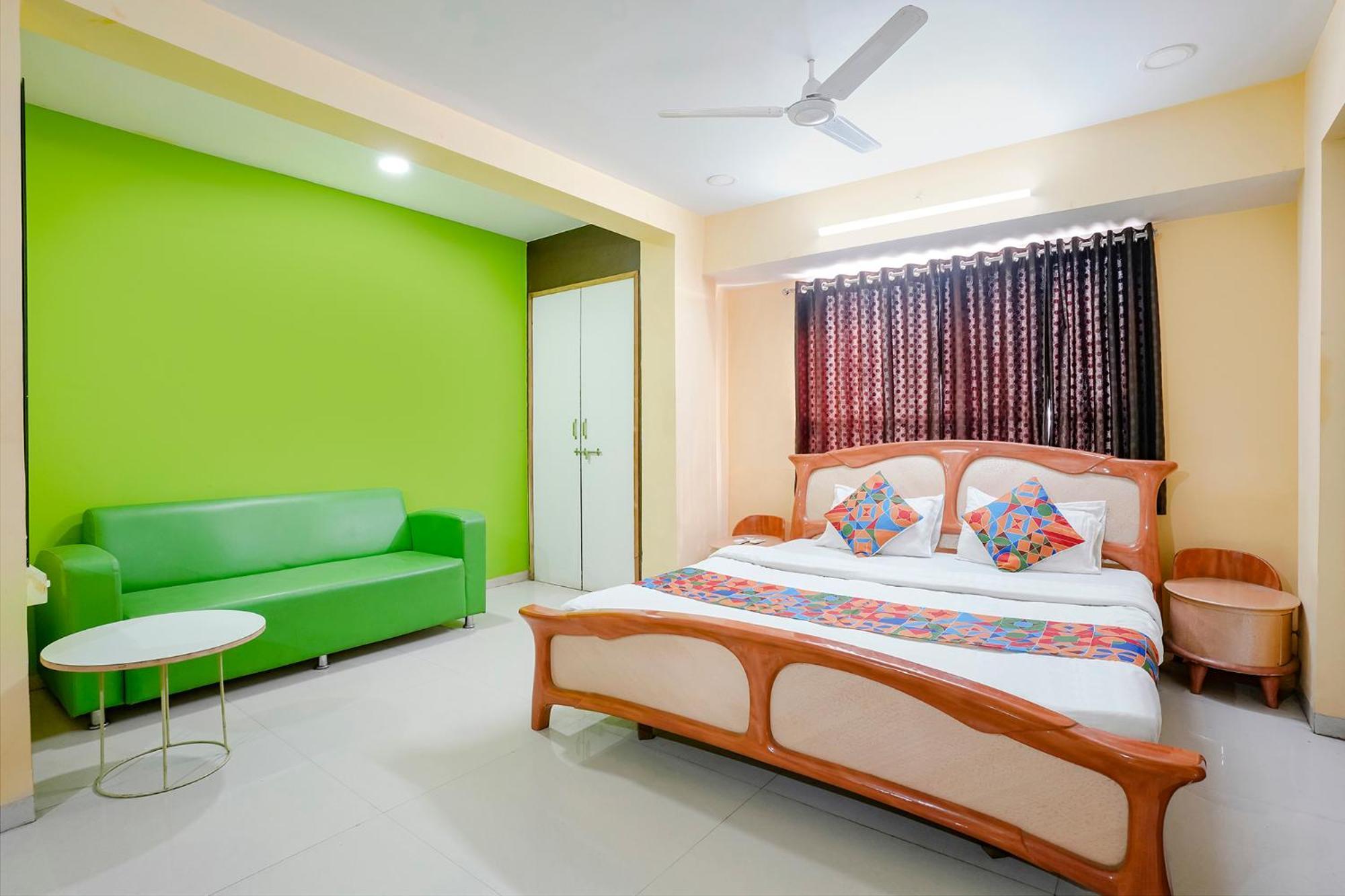 Fabexpress Rama Palace Nashik