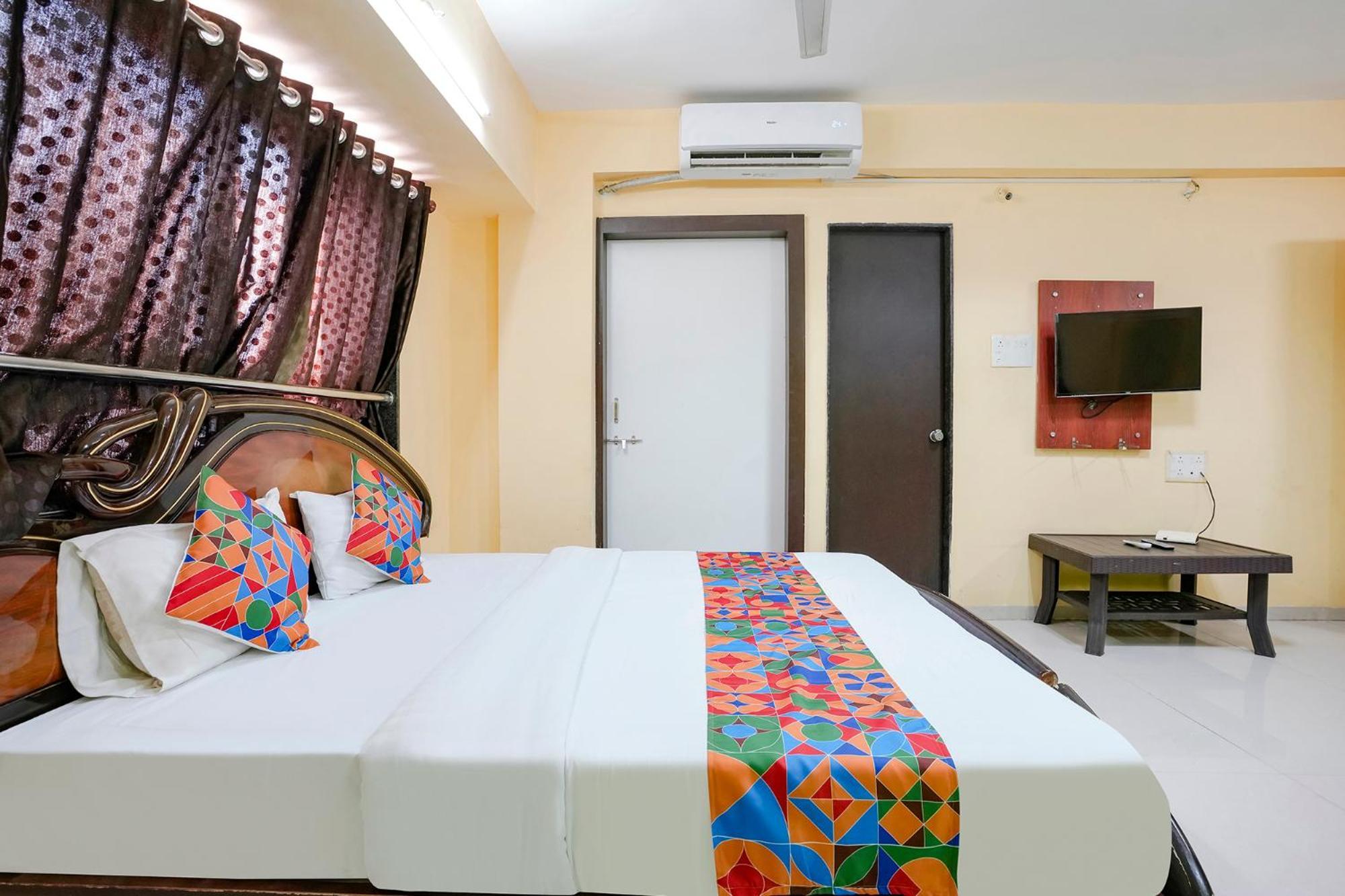 Fabexpress Rama Palace Hotel