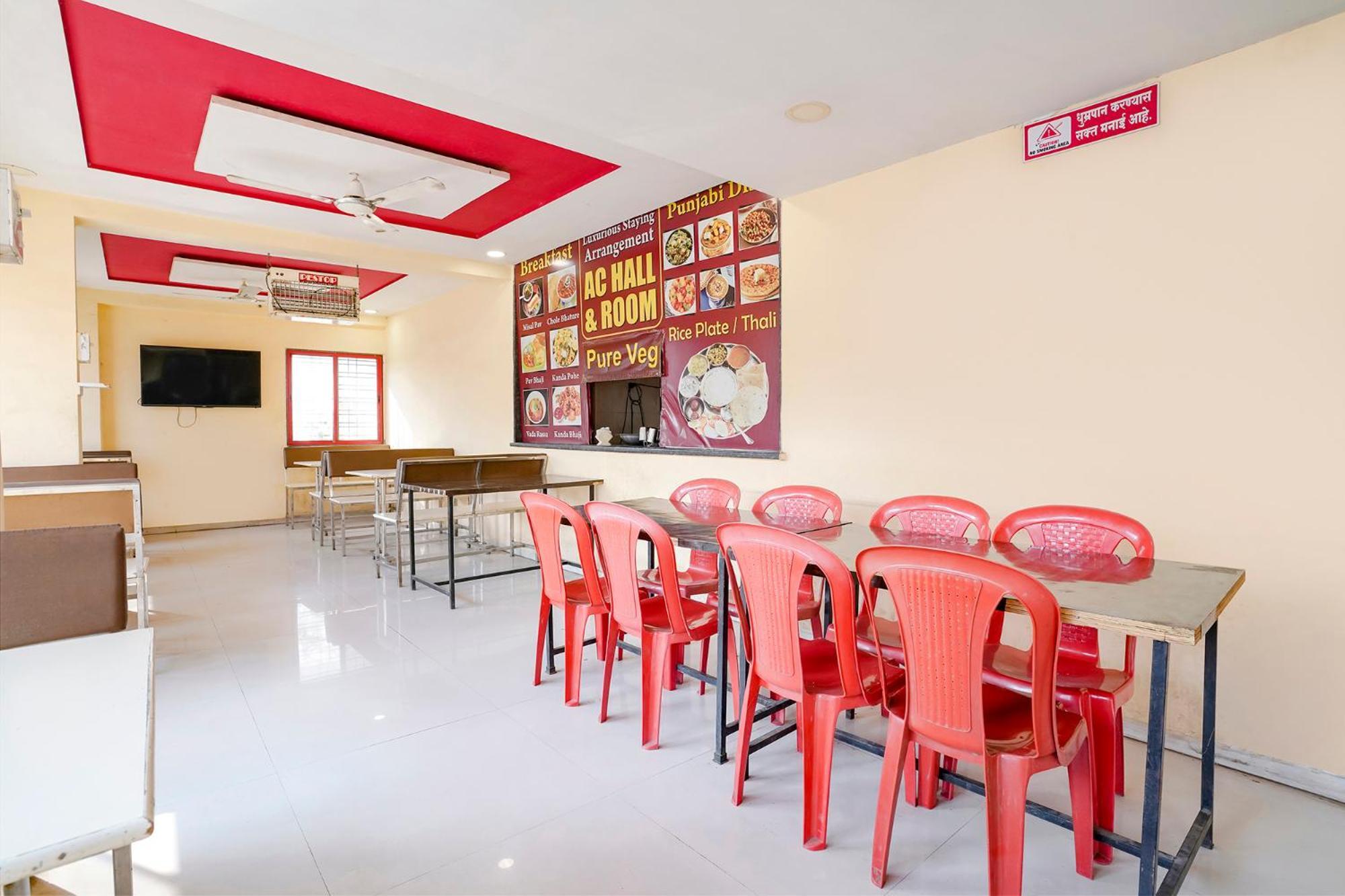 Fabexpress Rama Palace Hotel Nashik
