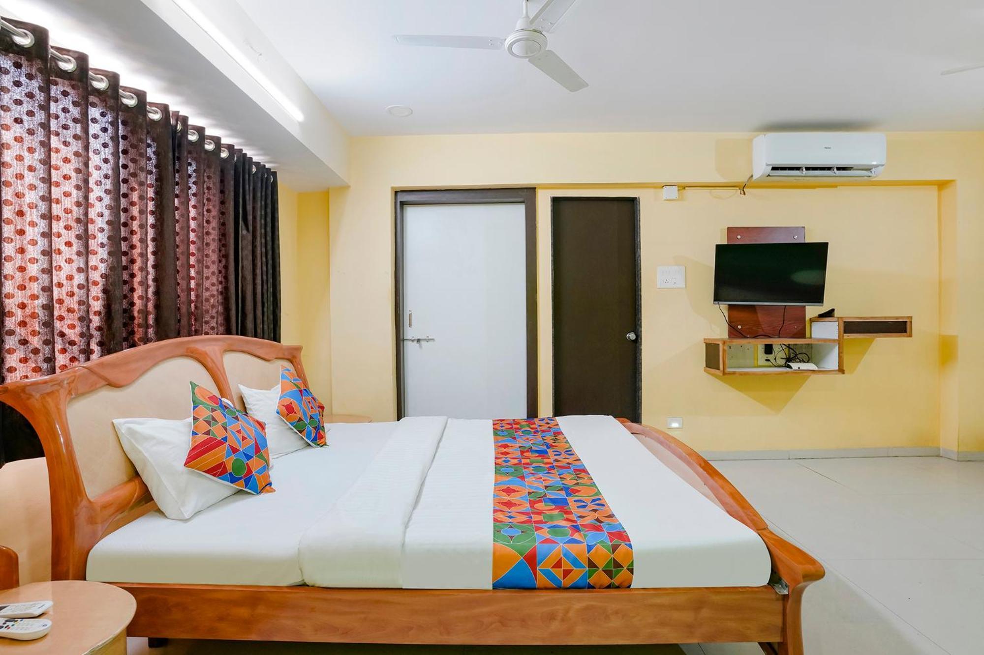 Fabexpress Rama Palace Hotel