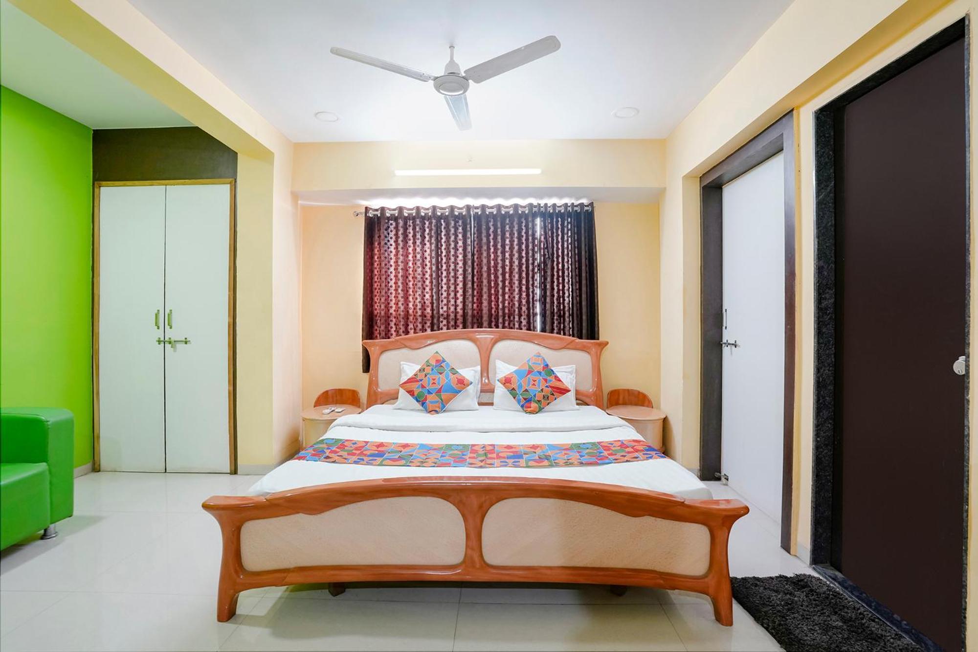 Hotel Fabexpress Rama Palace