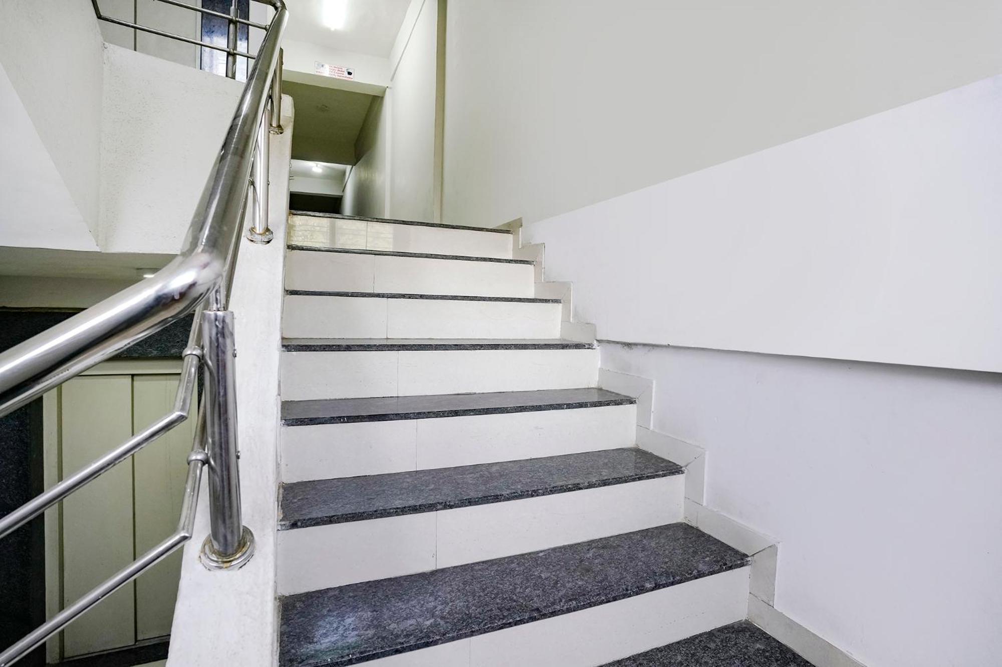 Fabexpress Rama Palace 3* Nashik