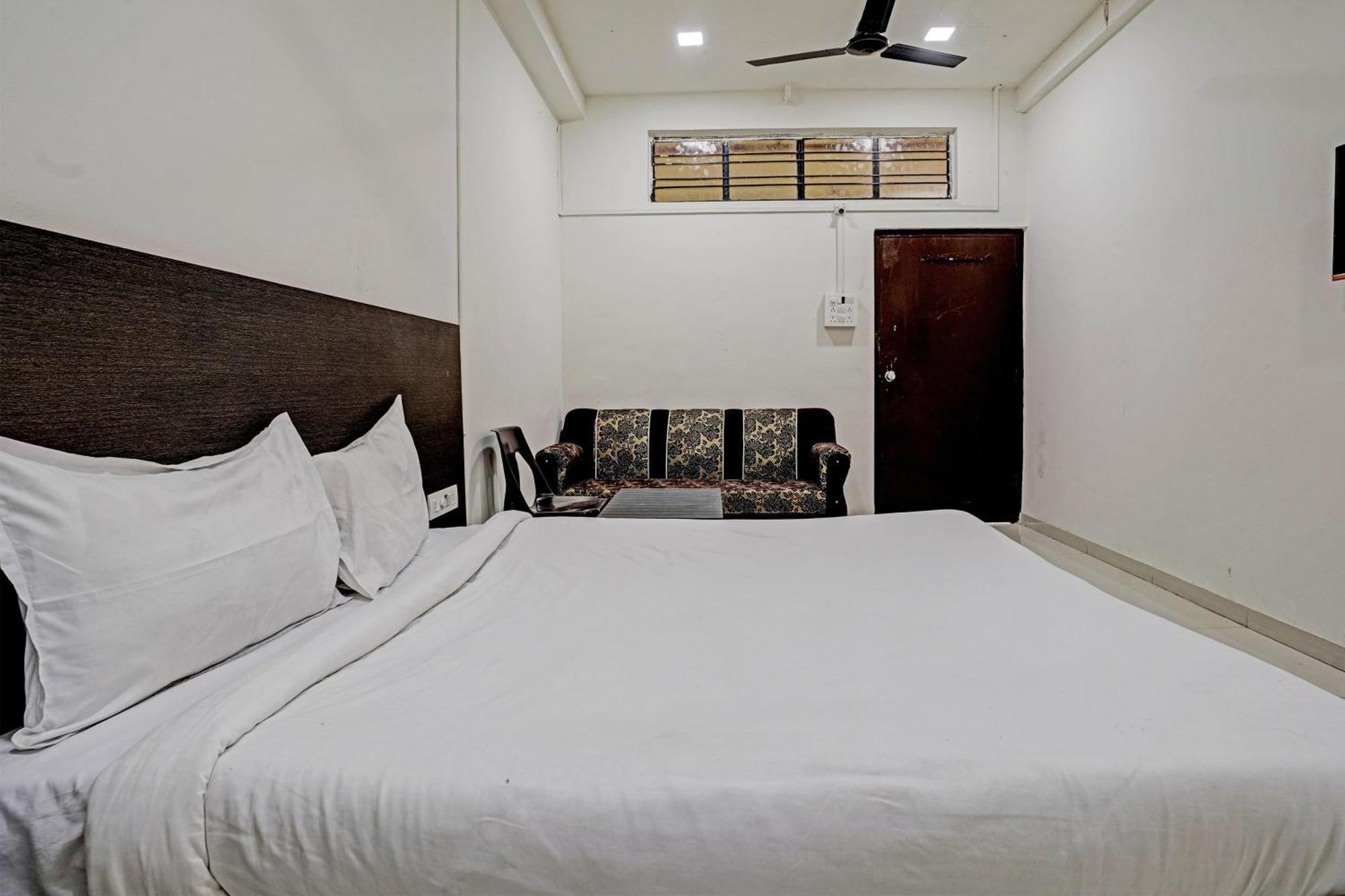 Hotel Oyo Om Sai