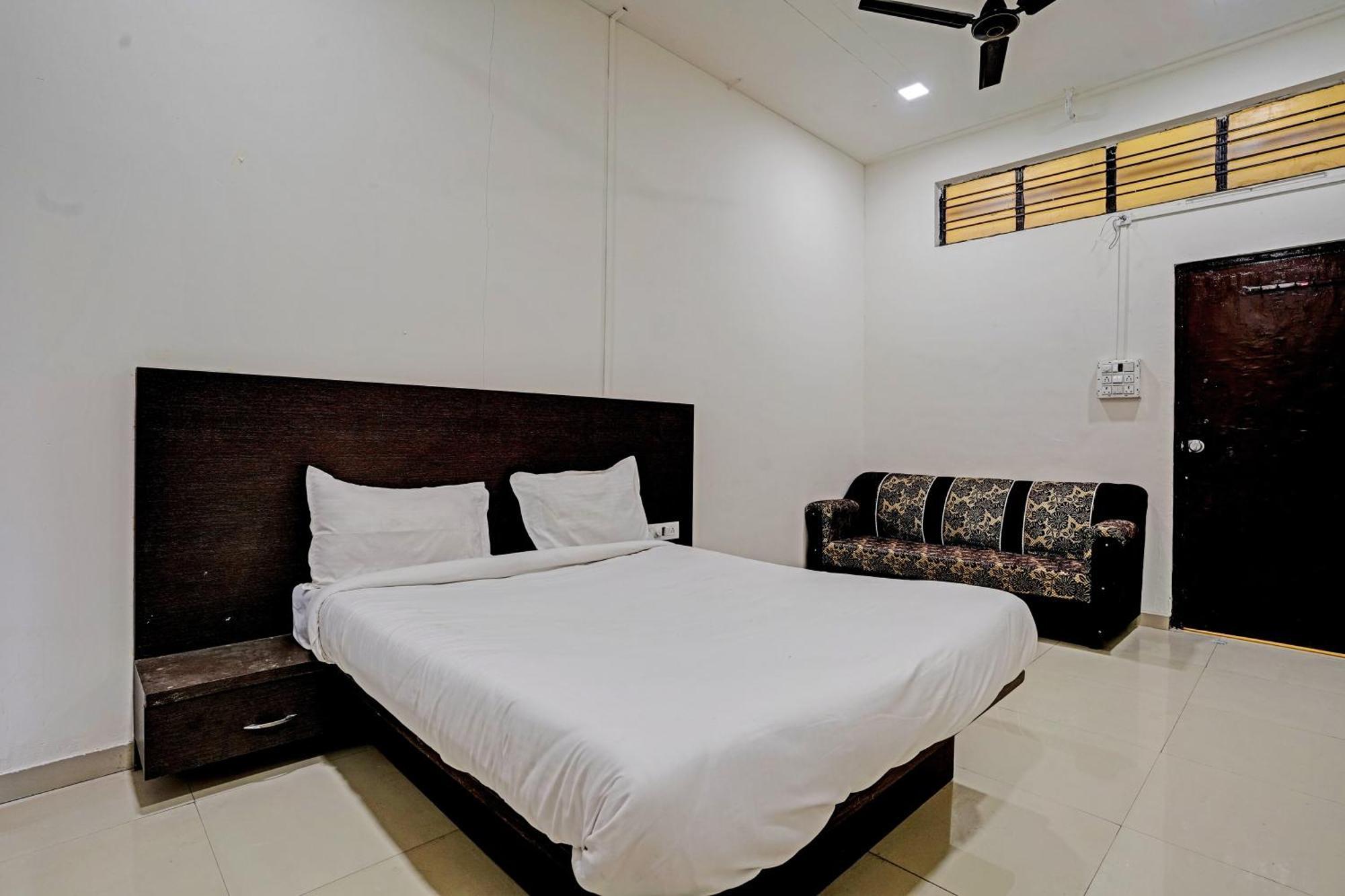 Hotel Oyo Om Sai