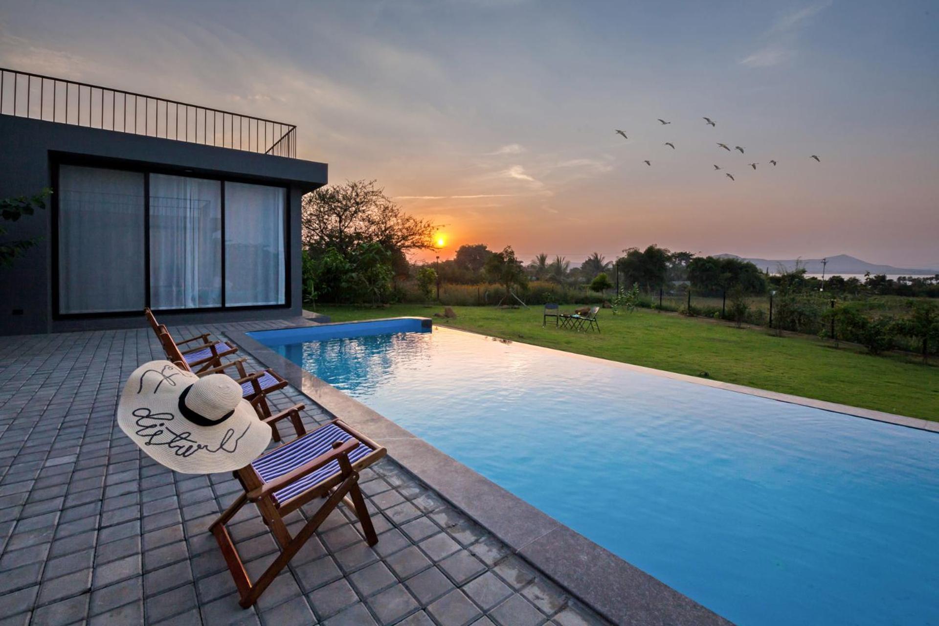 Villa Stayvista's - Lakeview With Spacious Pool & Terrace For Stargazing