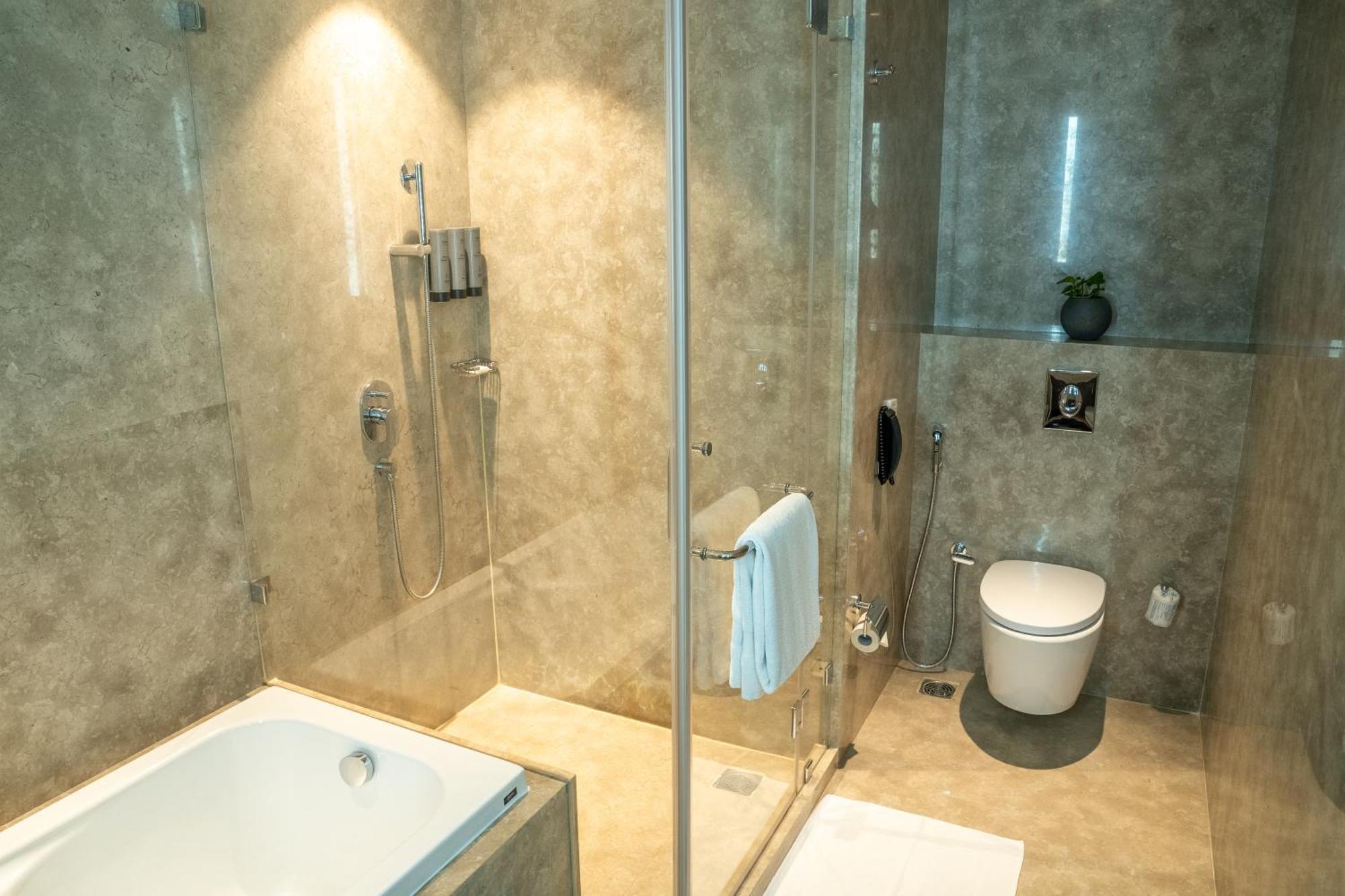 Courtyard By Marriott Nashik