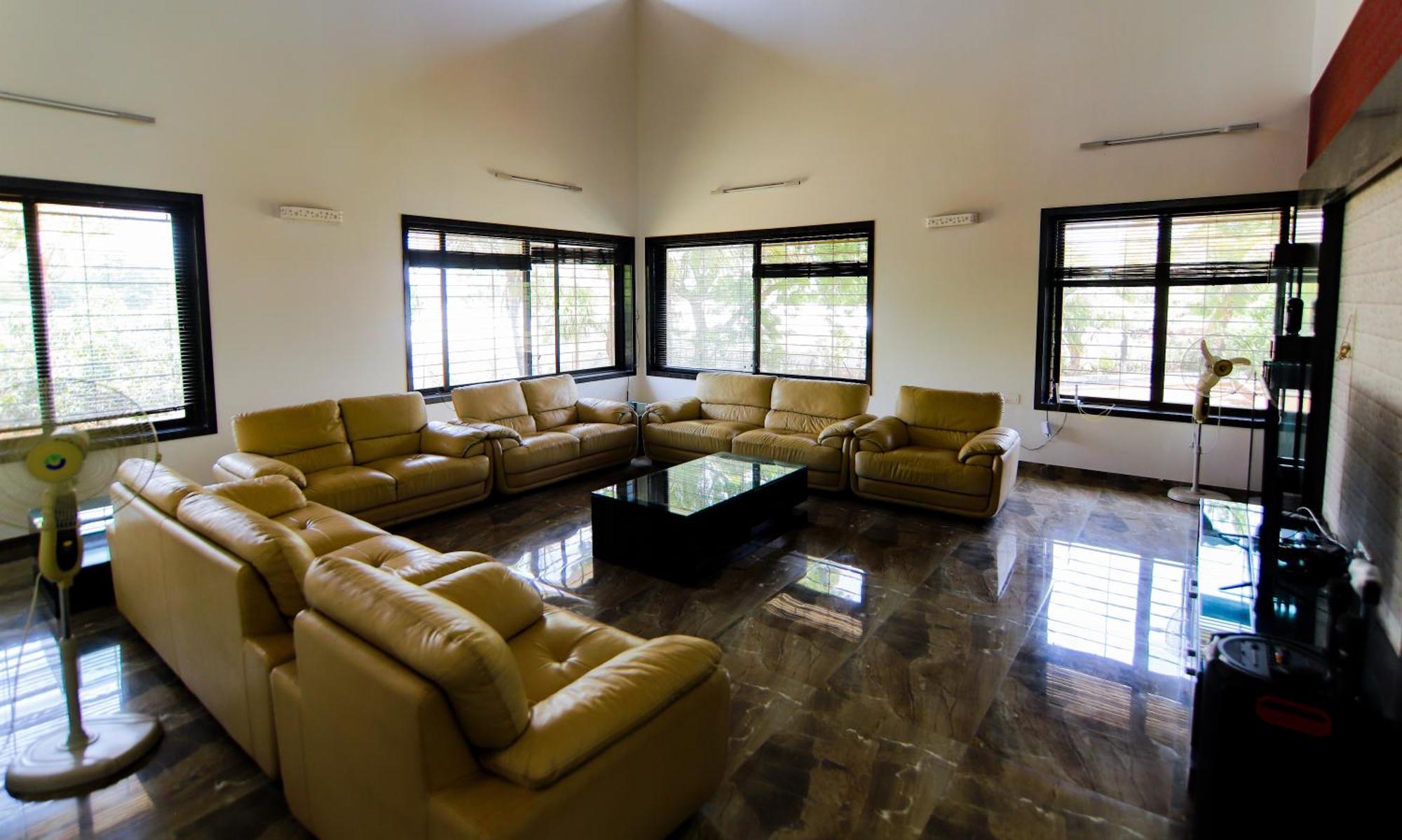 Canton Only Family Villa