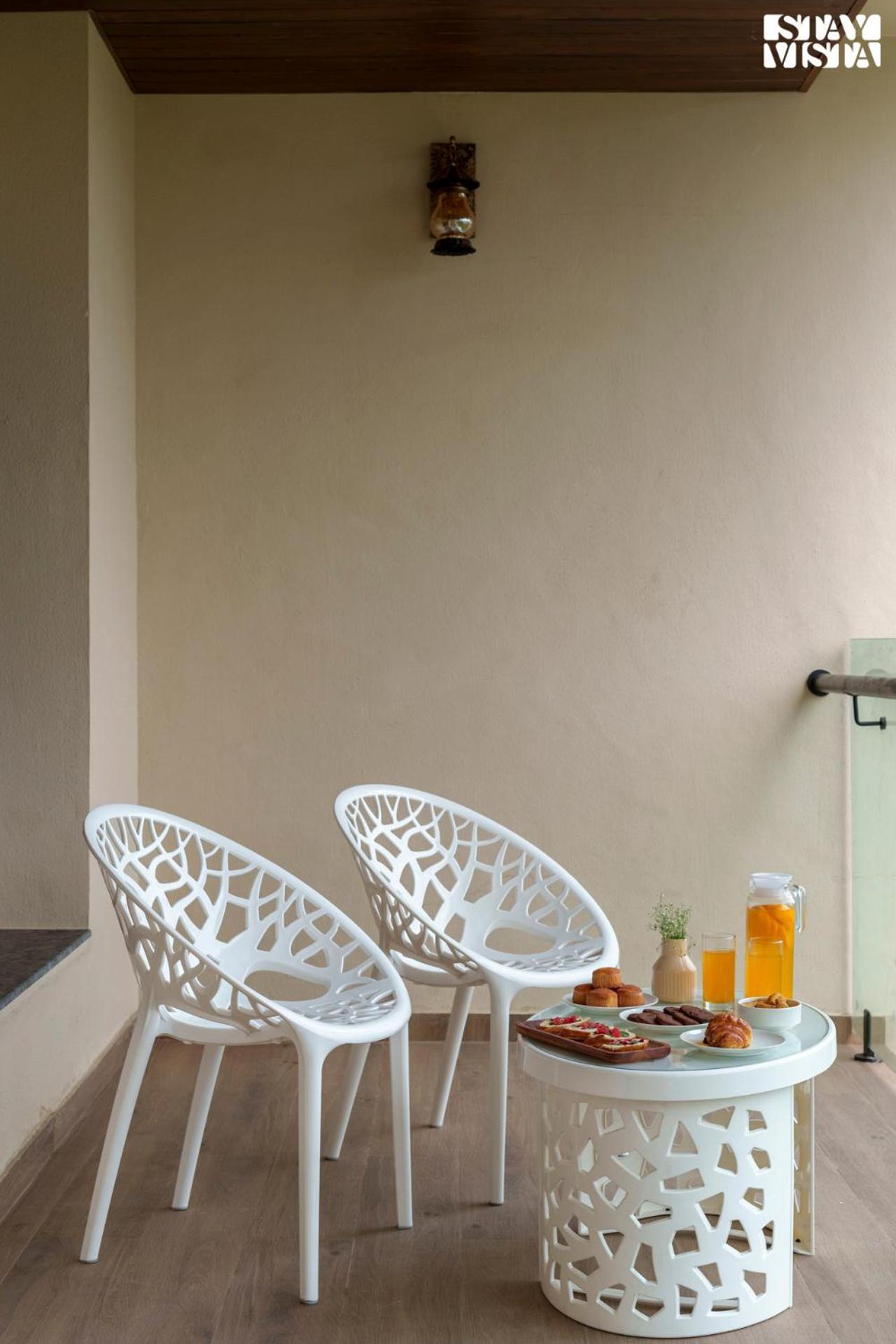 Stayvista At Majestic Whispers With Rooftop Pool * Nashik