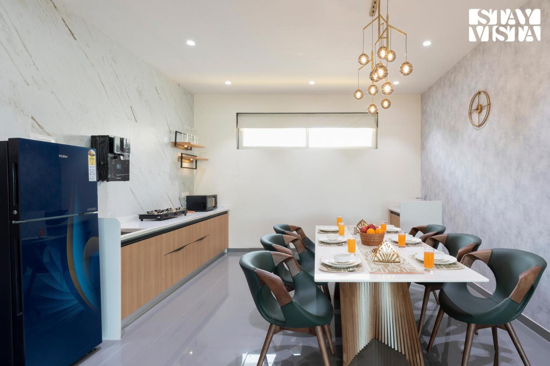 Stayvista At Majestic Whispers With Rooftop Pool Villa *
