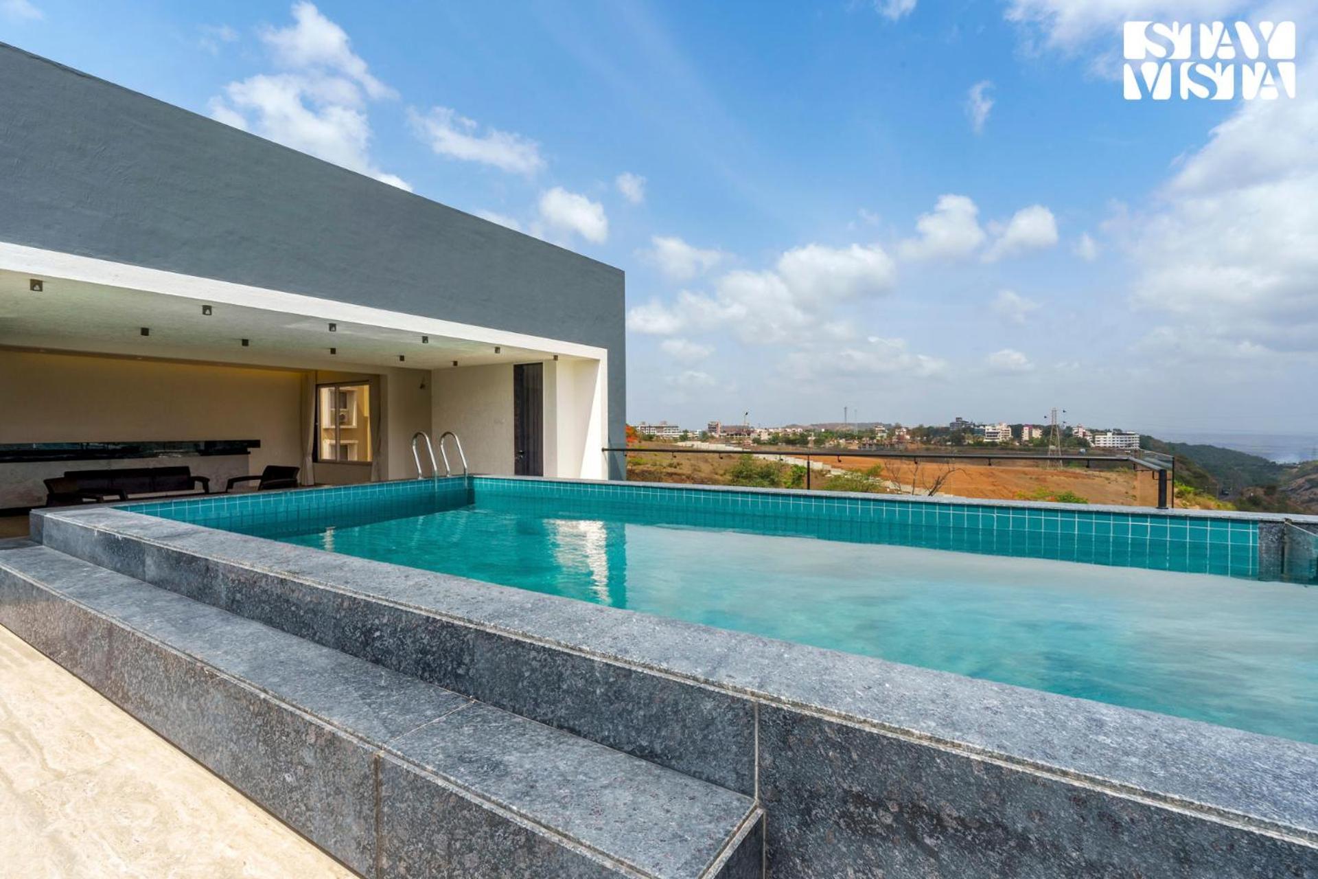 Stayvista At Majestic Whispers With Rooftop Pool