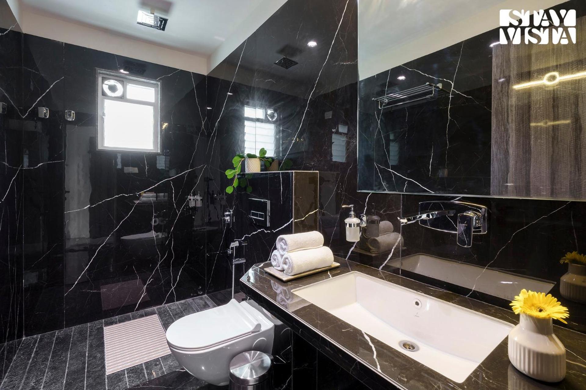 Stayvista At Majestic Whispers With Rooftop Pool Nashik