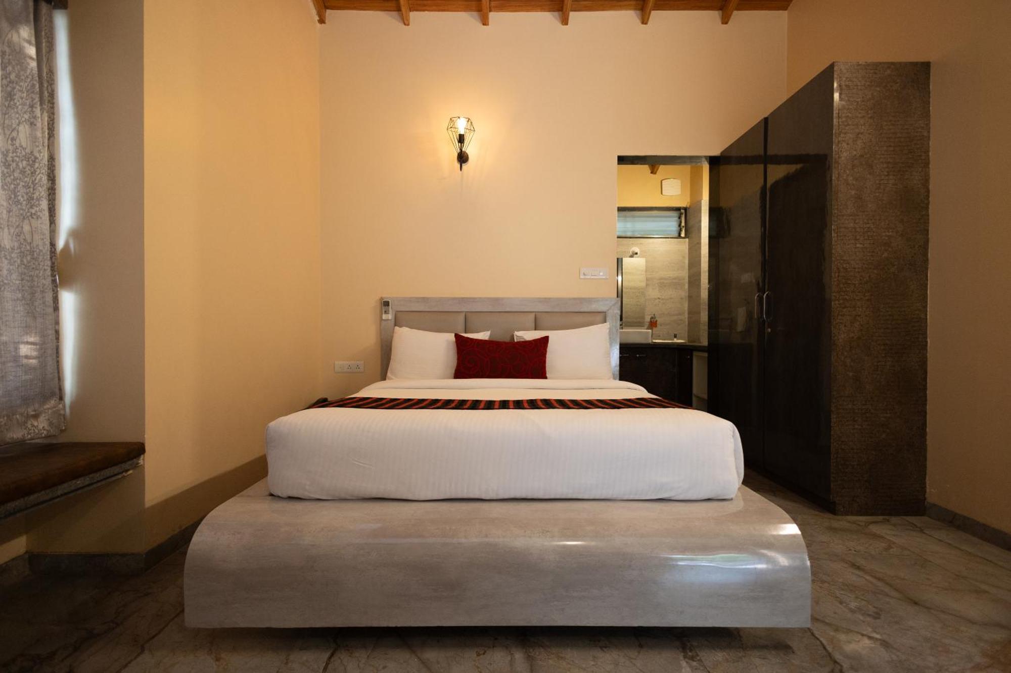 Freesia By Express 4* Nashik