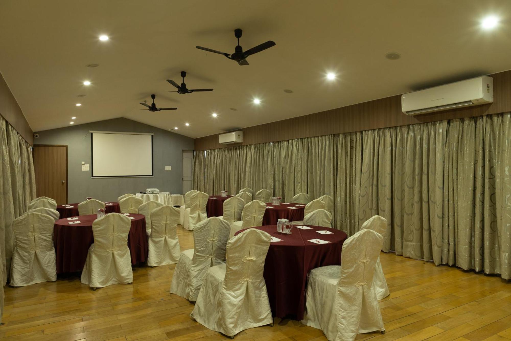 Resort Freesia By Express 4*