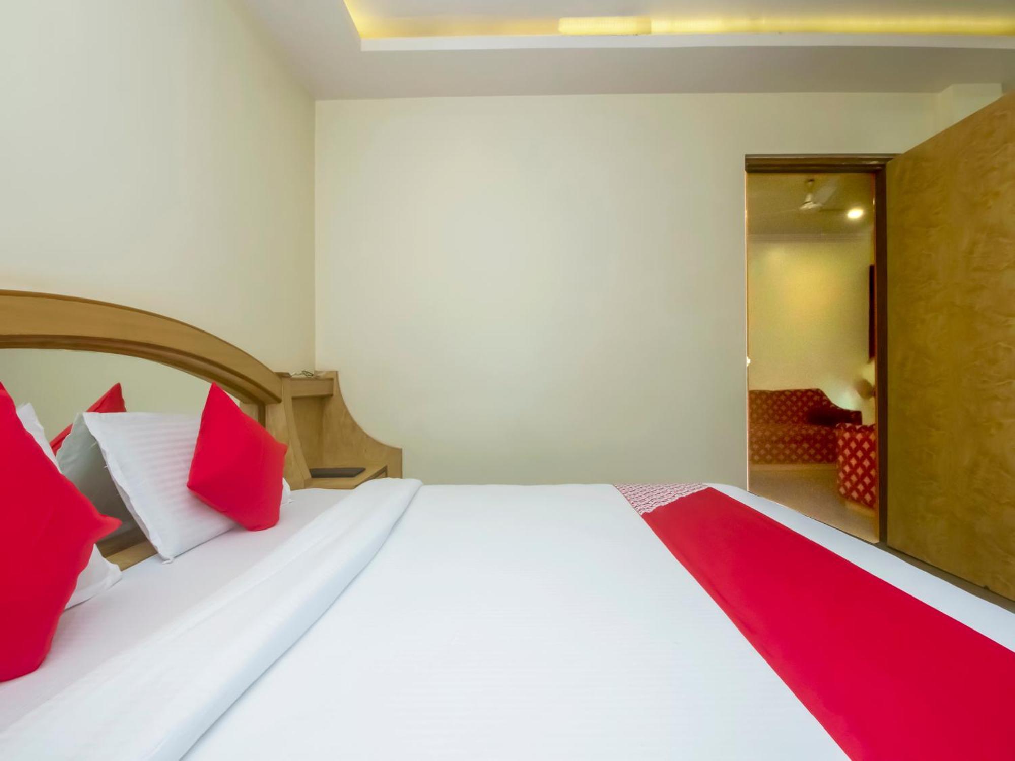 New Uttam Hira Palace 3* Nashik