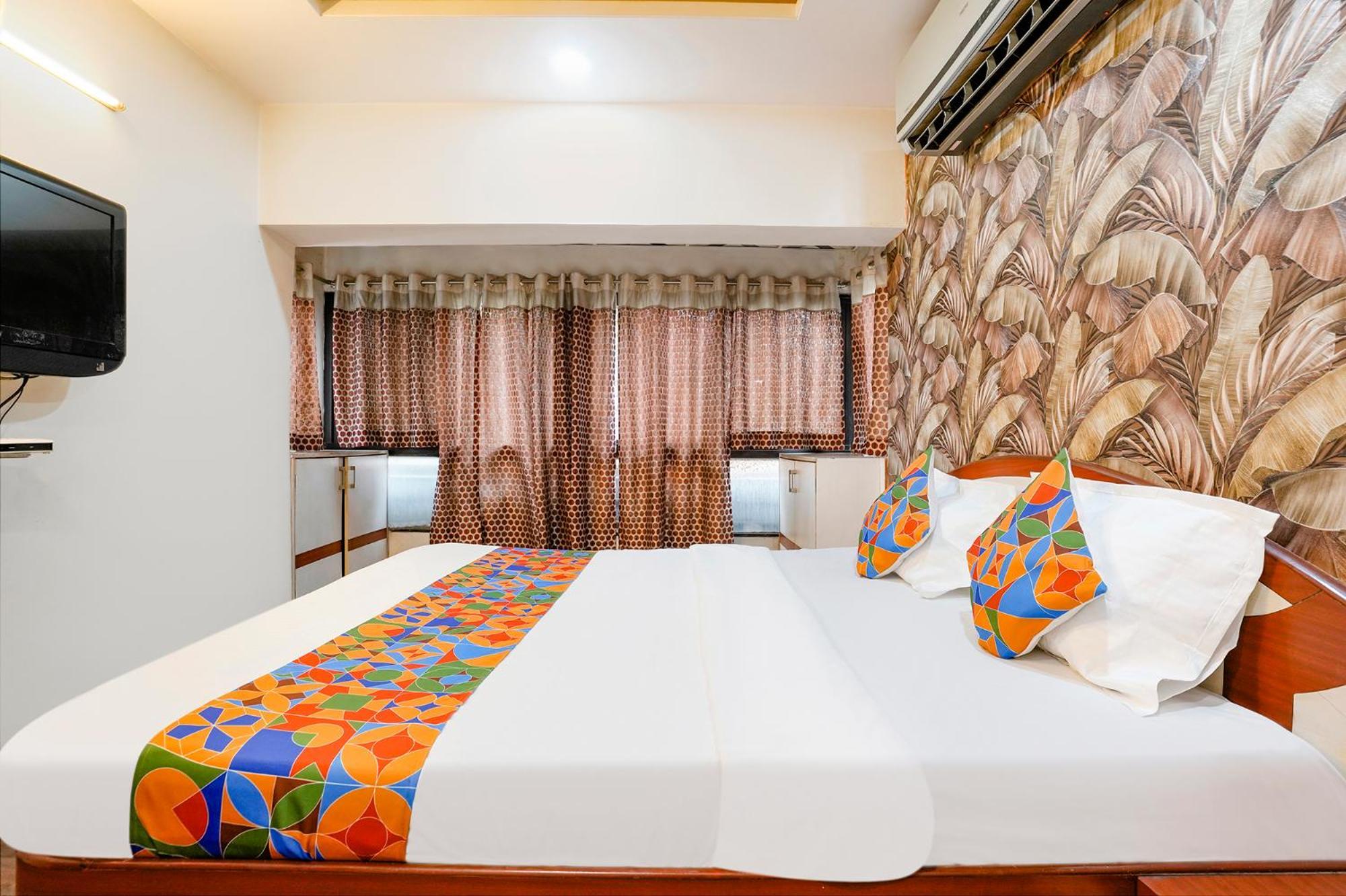 Fabhotel Saroj - Mumbai Naka Hotel