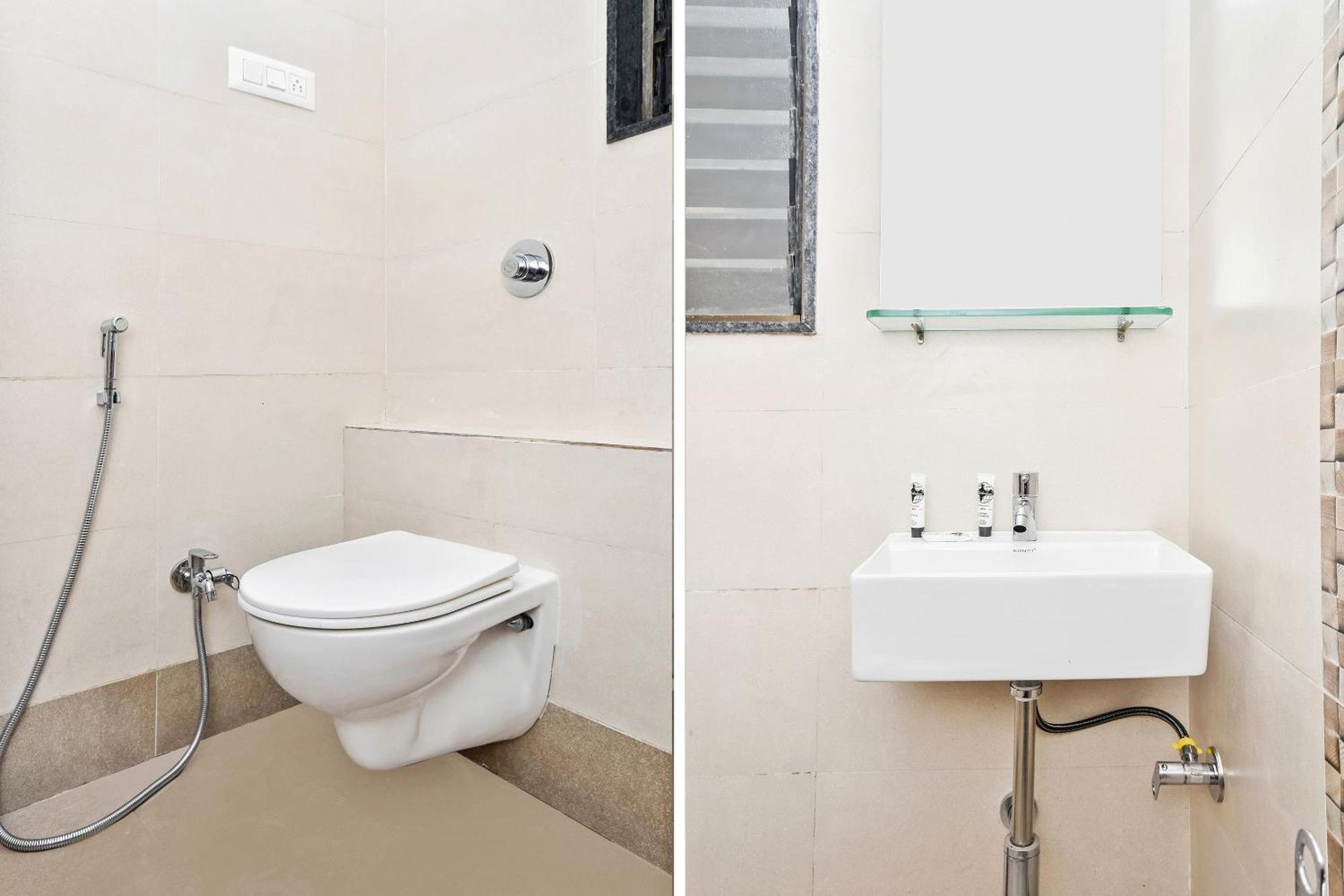 Hotel Oyo The Address Nashik
