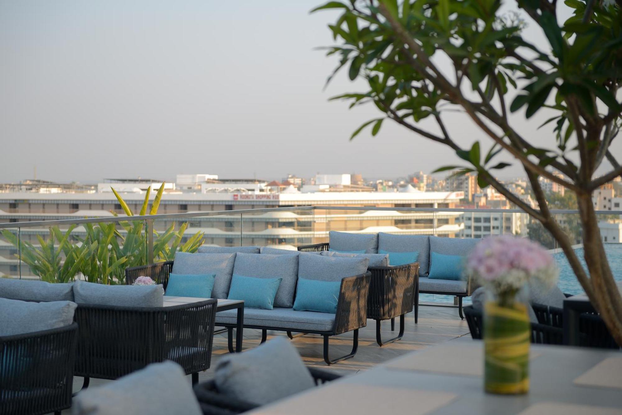 Treat Center Hotel 4*