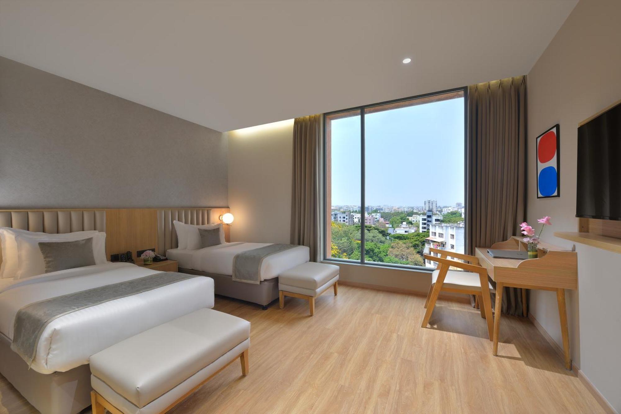 Hotel Treat Center 4*