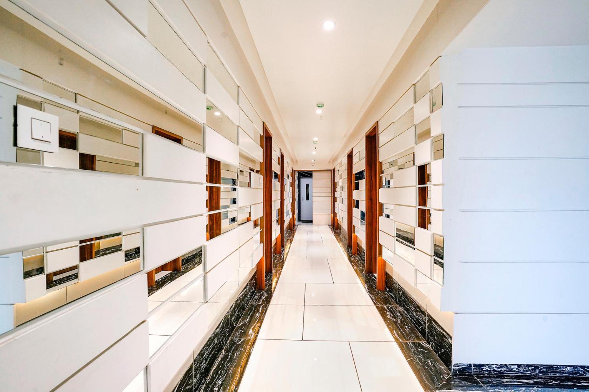Fabhotel The - Nr Vijay Mamta Theatre, Road Hotel