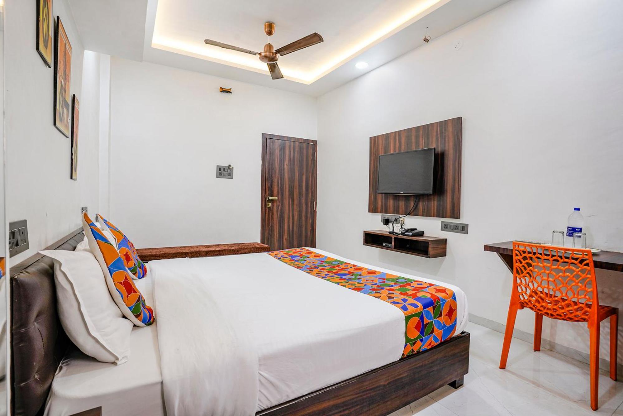 Hotel Fabhotel The Regal - Pathardi Phata Nashik