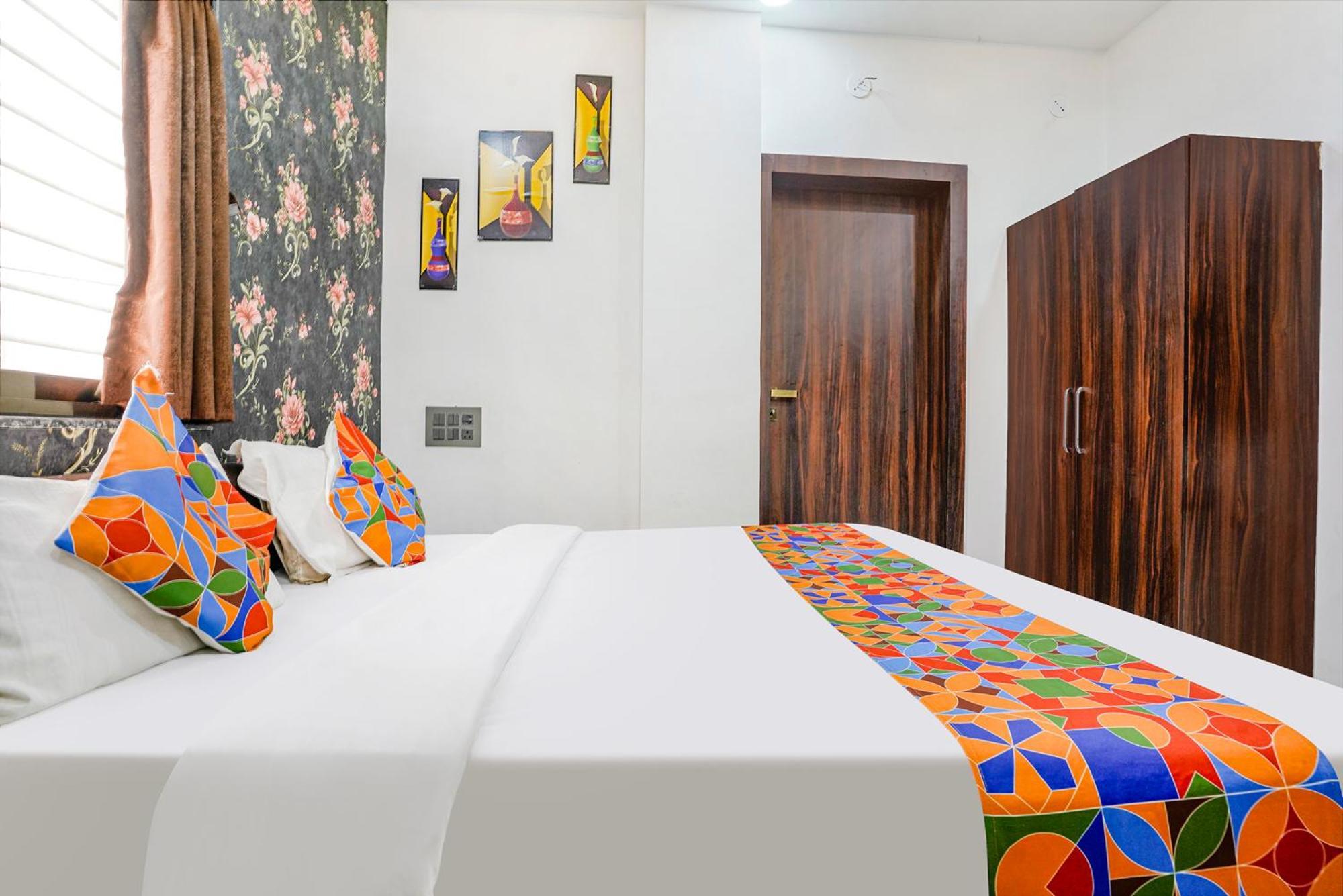 Fabhotel The Regal - Pathardi Phata