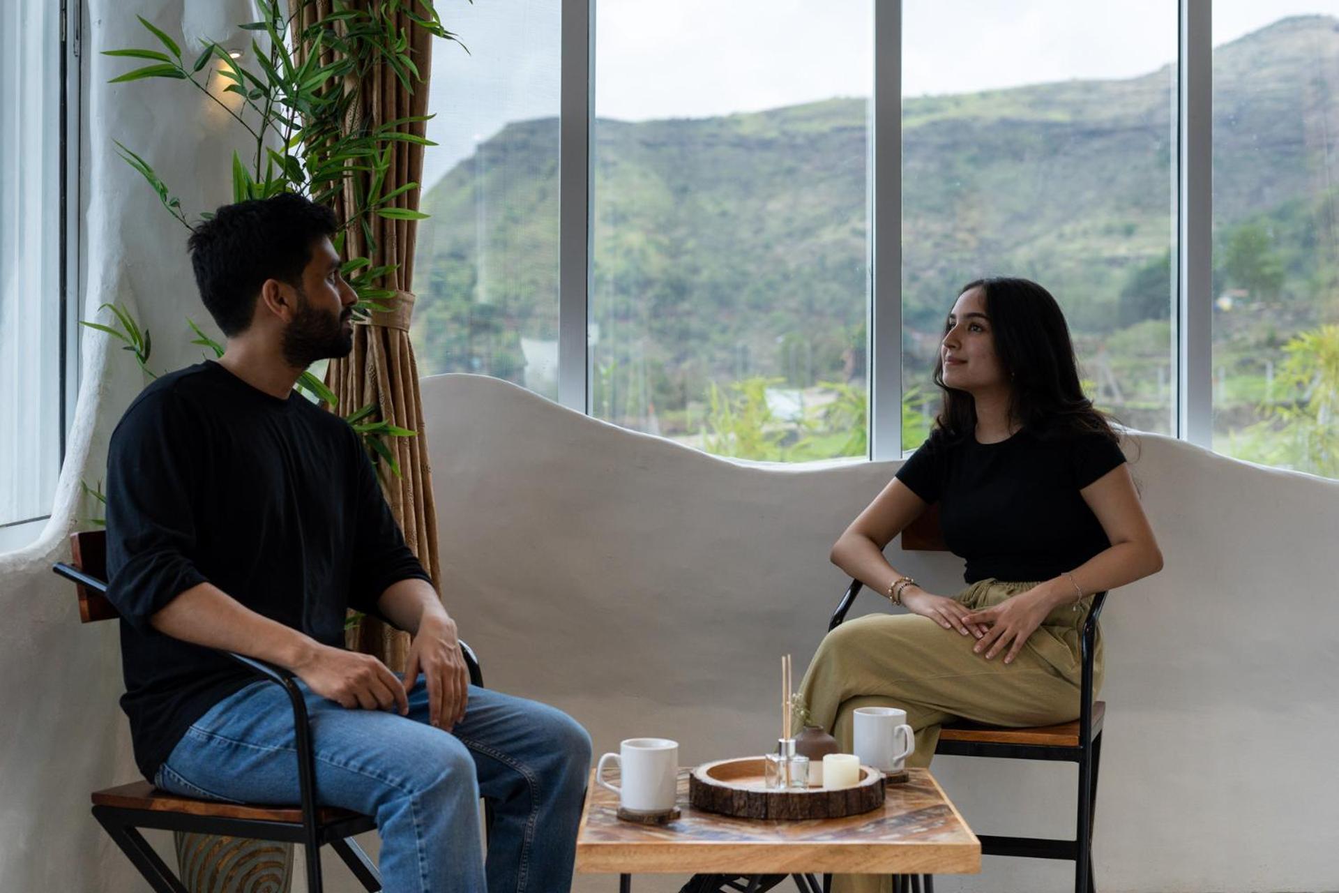 Stonera: Mountain Retreat With Indoor Pool & Outdoor Firepit Nashik