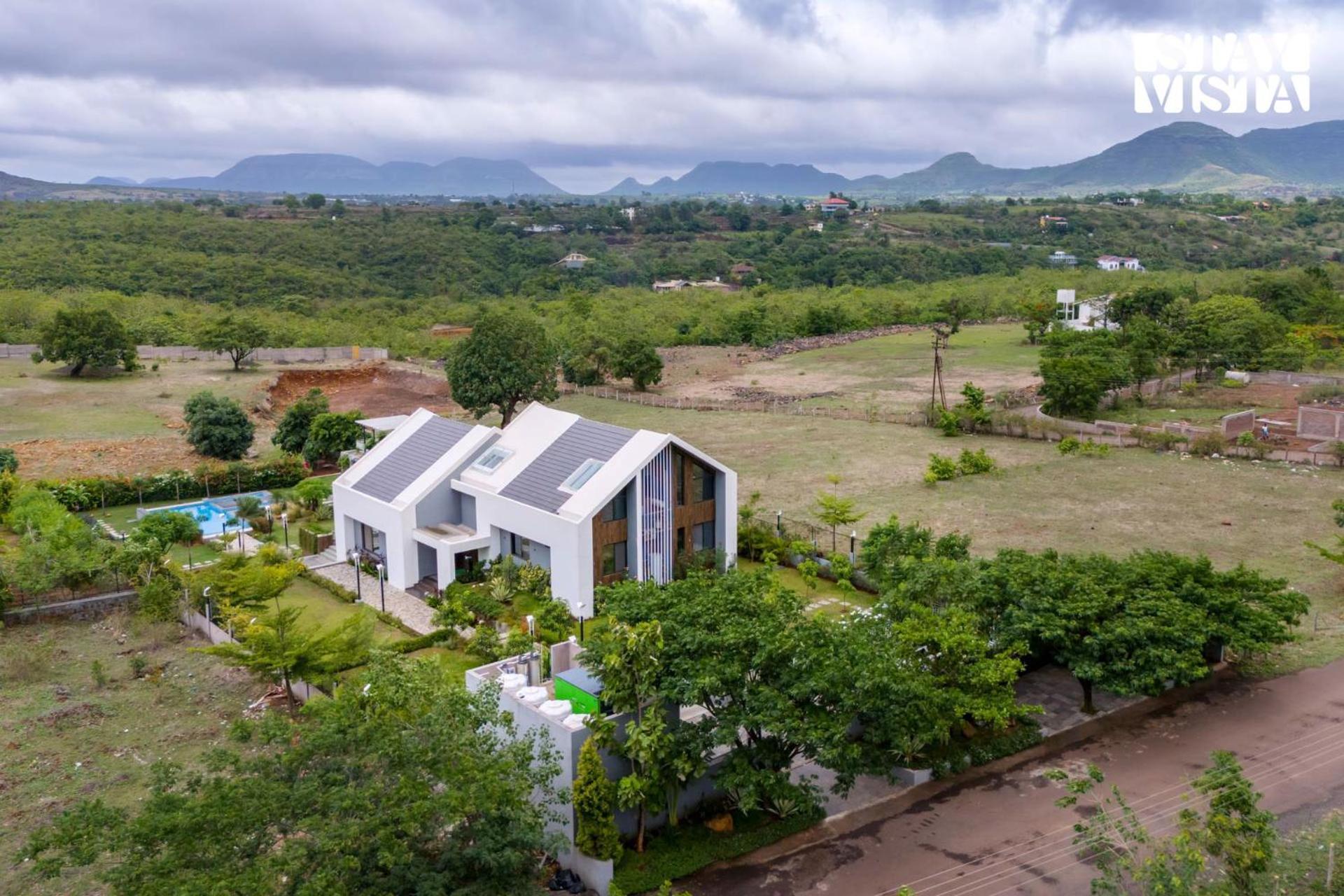 Stayvista At The Rainfield With Gazebo & Lawn Nashik