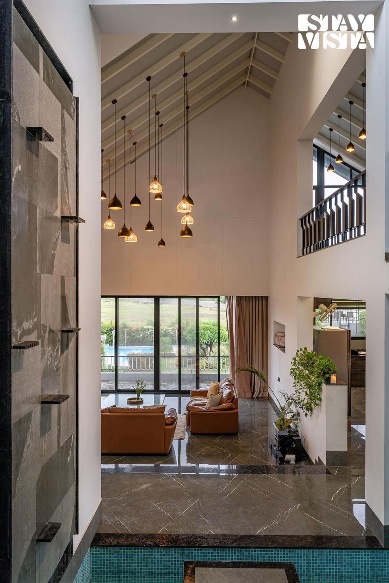 Stayvista At The Rainfield With Gazebo & Lawn Nashik