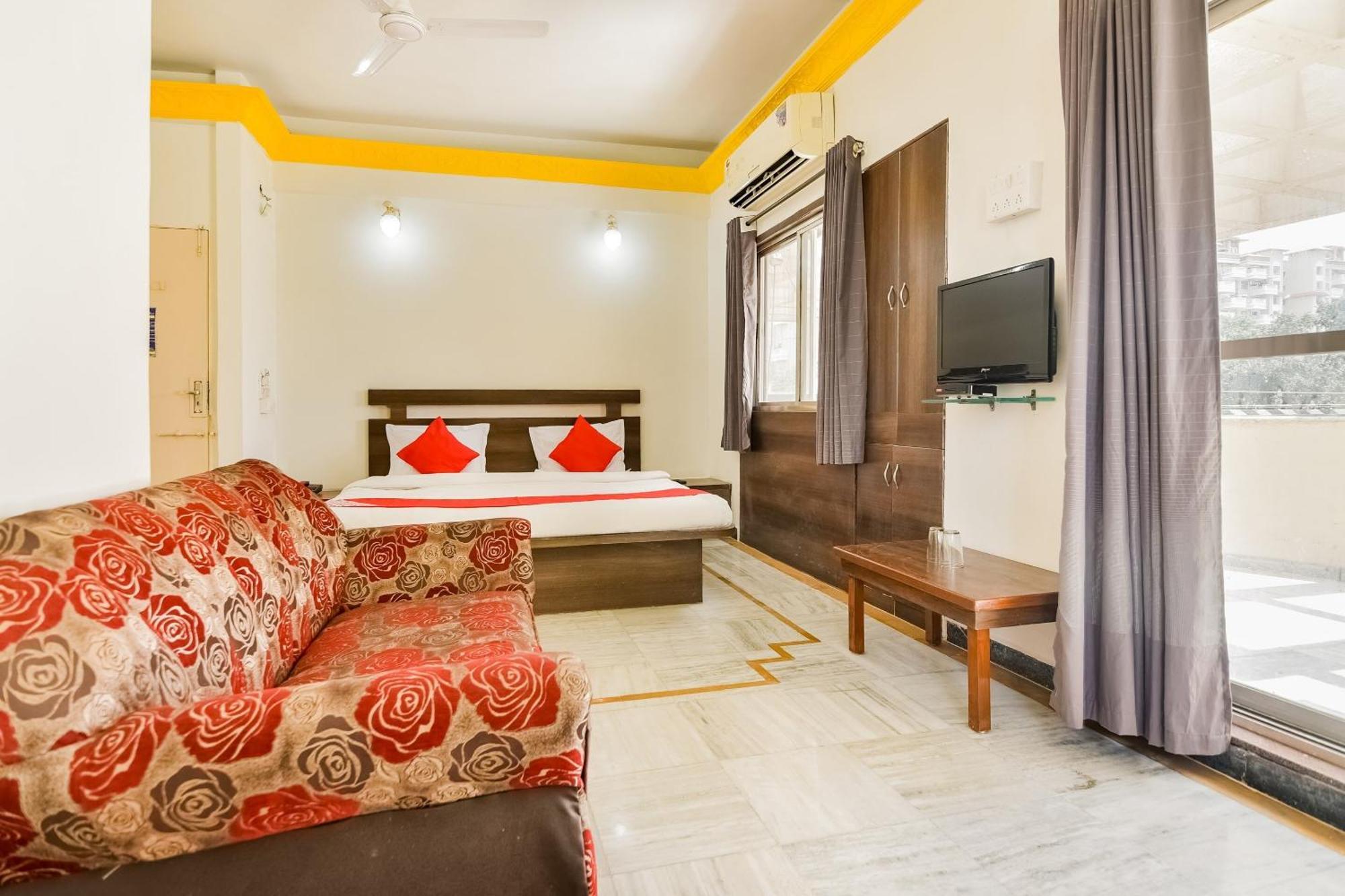 Hotel Collection O Shivganga