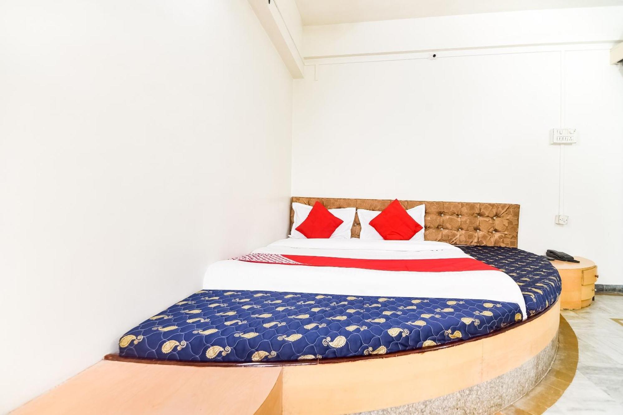 Hotel Collection O Shivganga Nashik