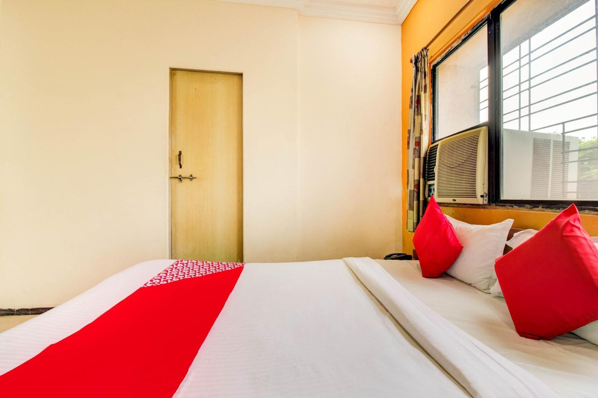 O Sri Jai Palace 3*