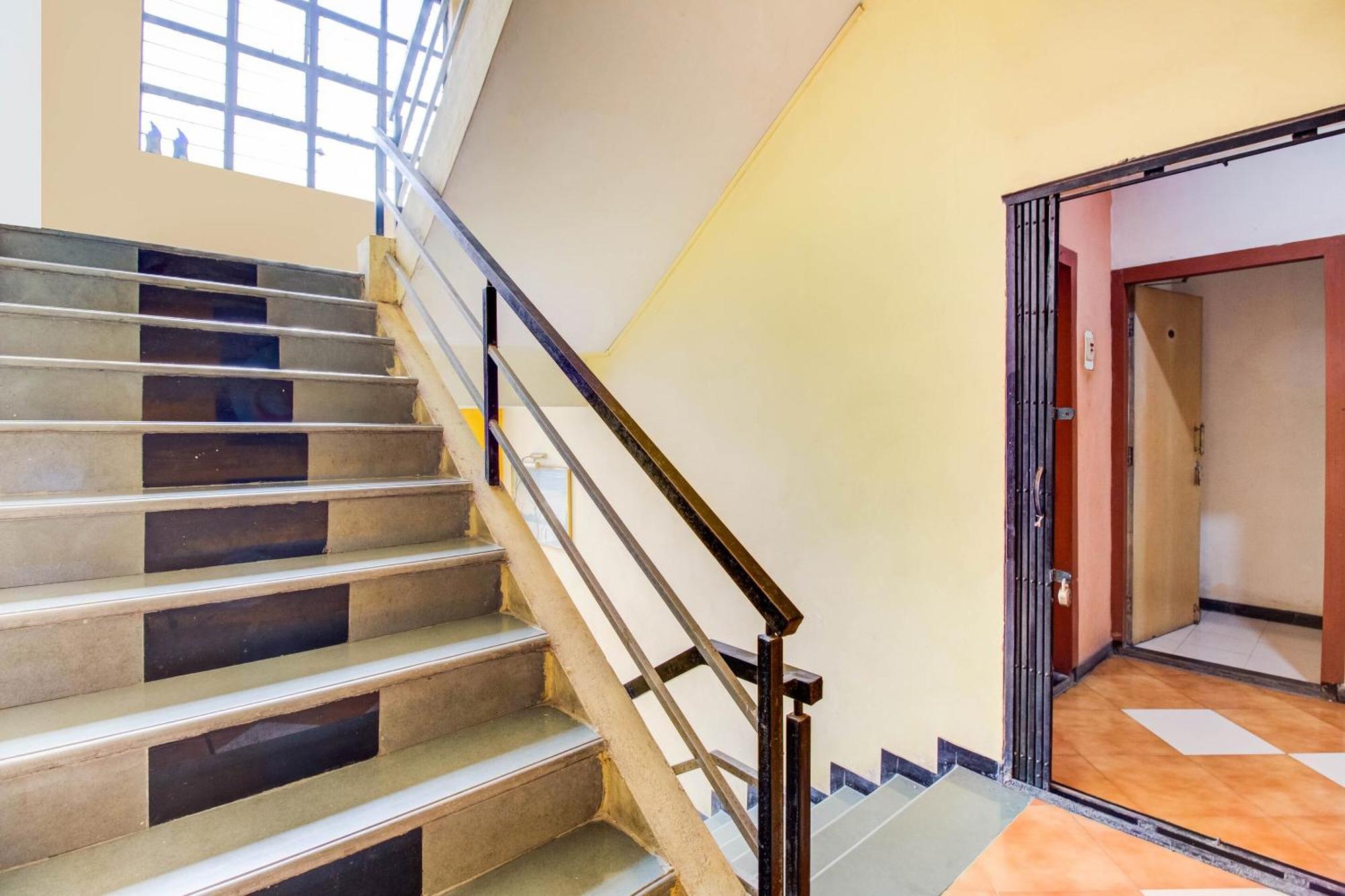 Hotel O Sri Jai Palace 3*