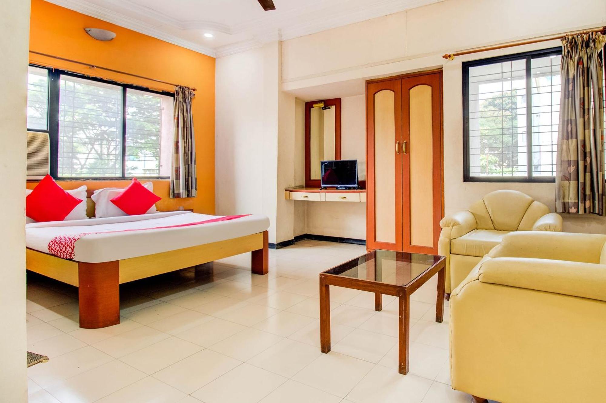 Hotel O Sri Jai Palace Nashik