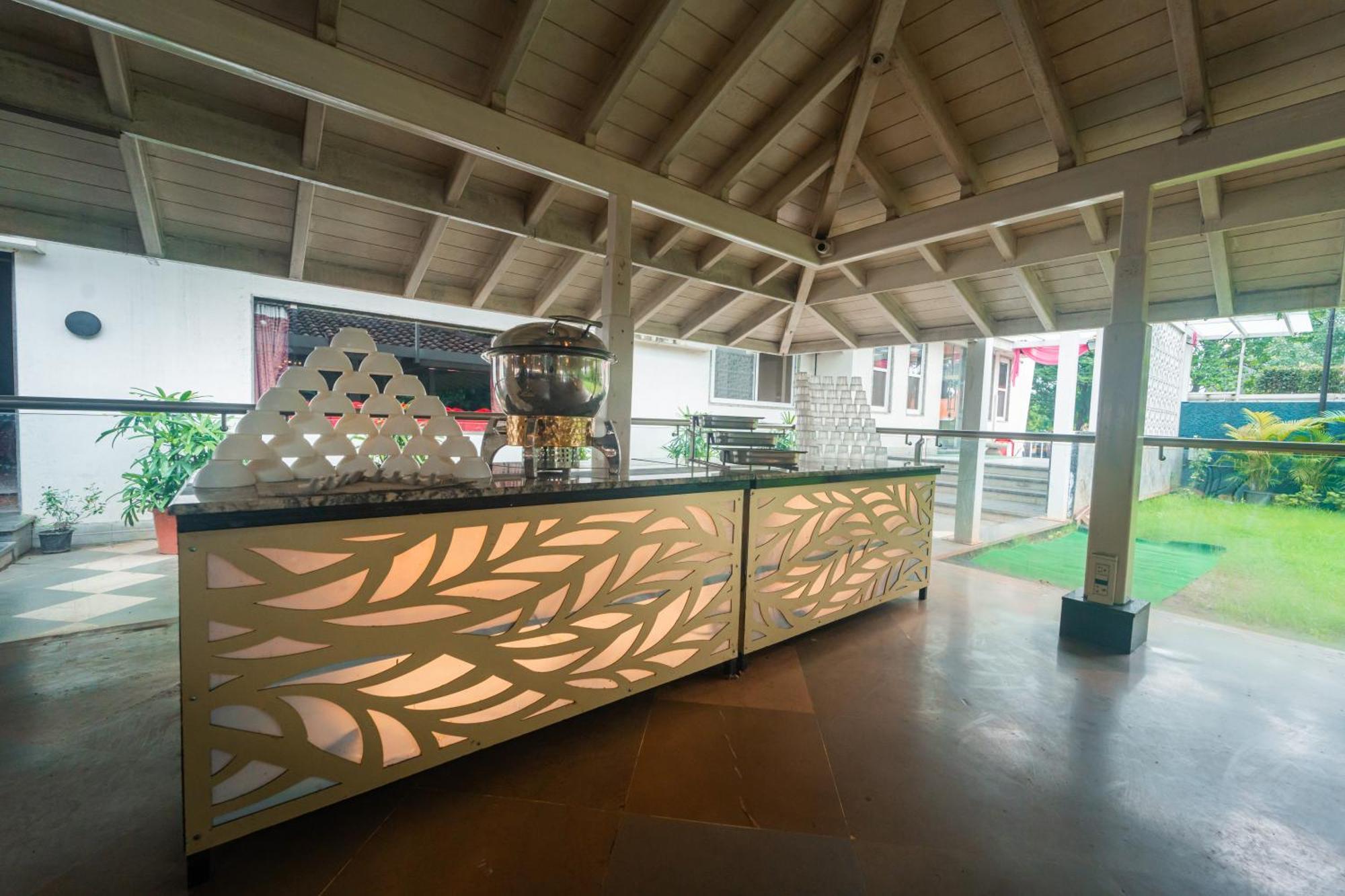 Hotel Treebo Sai Rekha Nashik