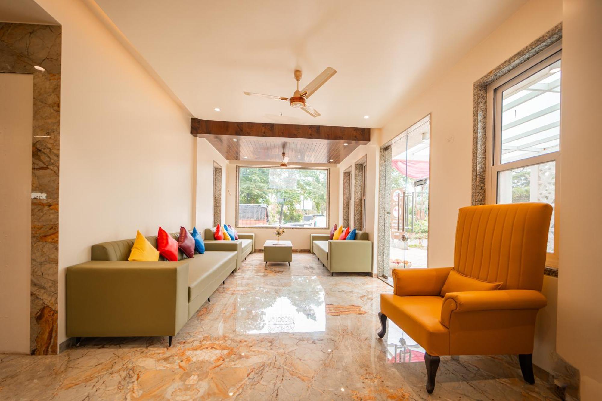Treebo Sai Rekha Hotel Nashik