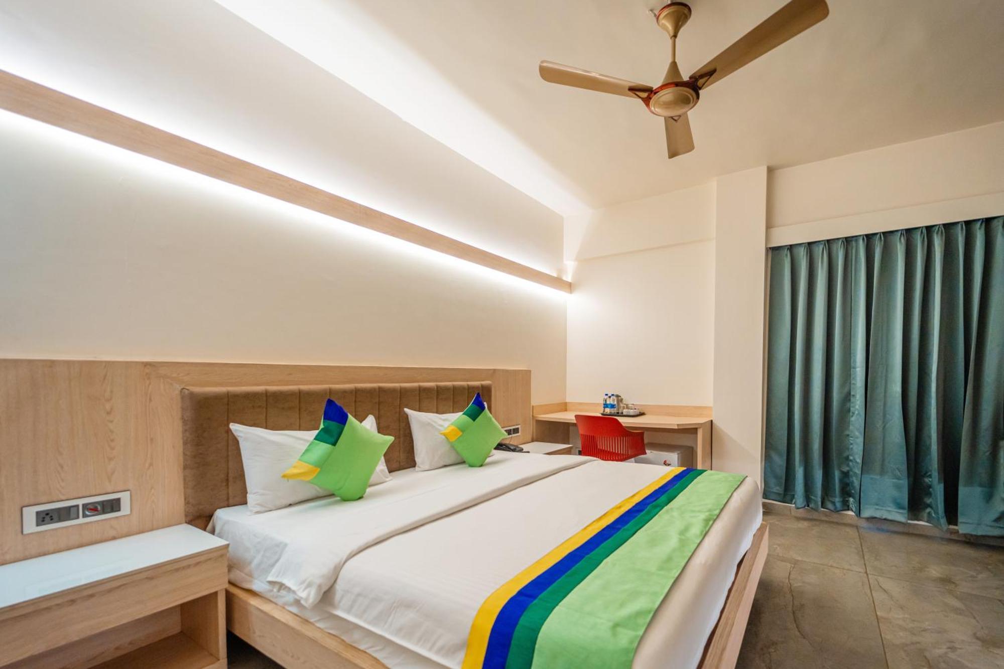 Treebo Sai Rekha Hotel 3*