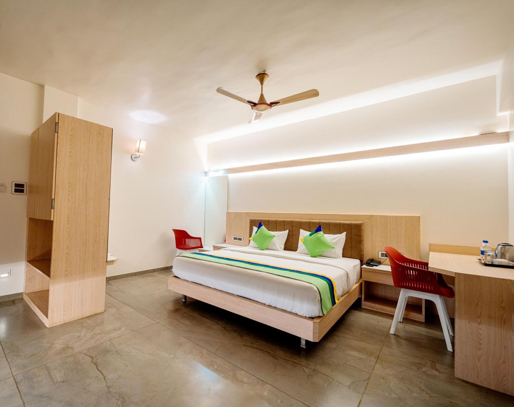 Treebo Sai Rekha Hotel Nashik