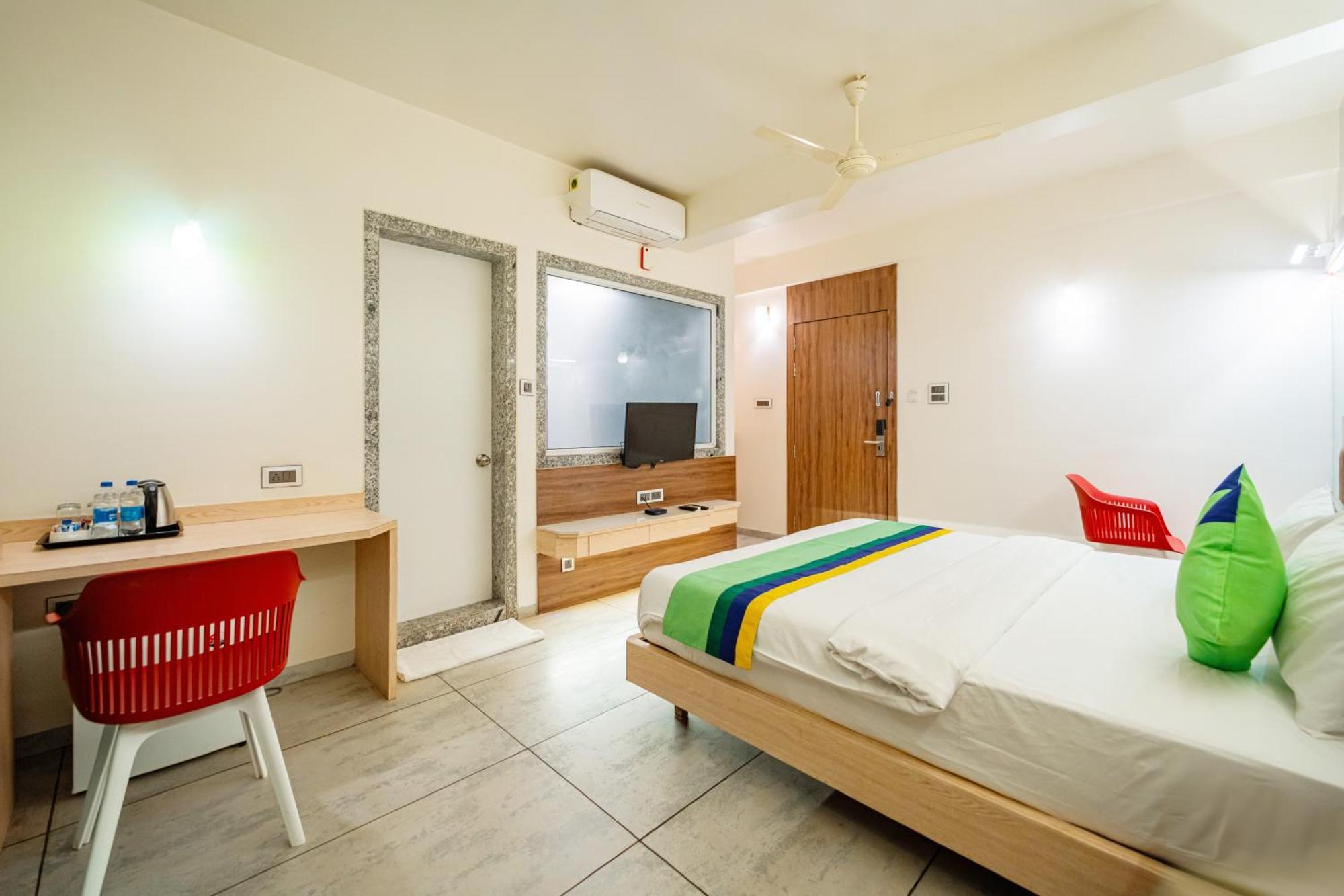 Hotel Treebo Sai Rekha Nashik